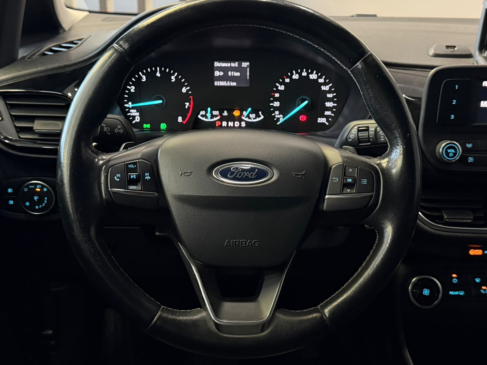 FORD FIESTA 27