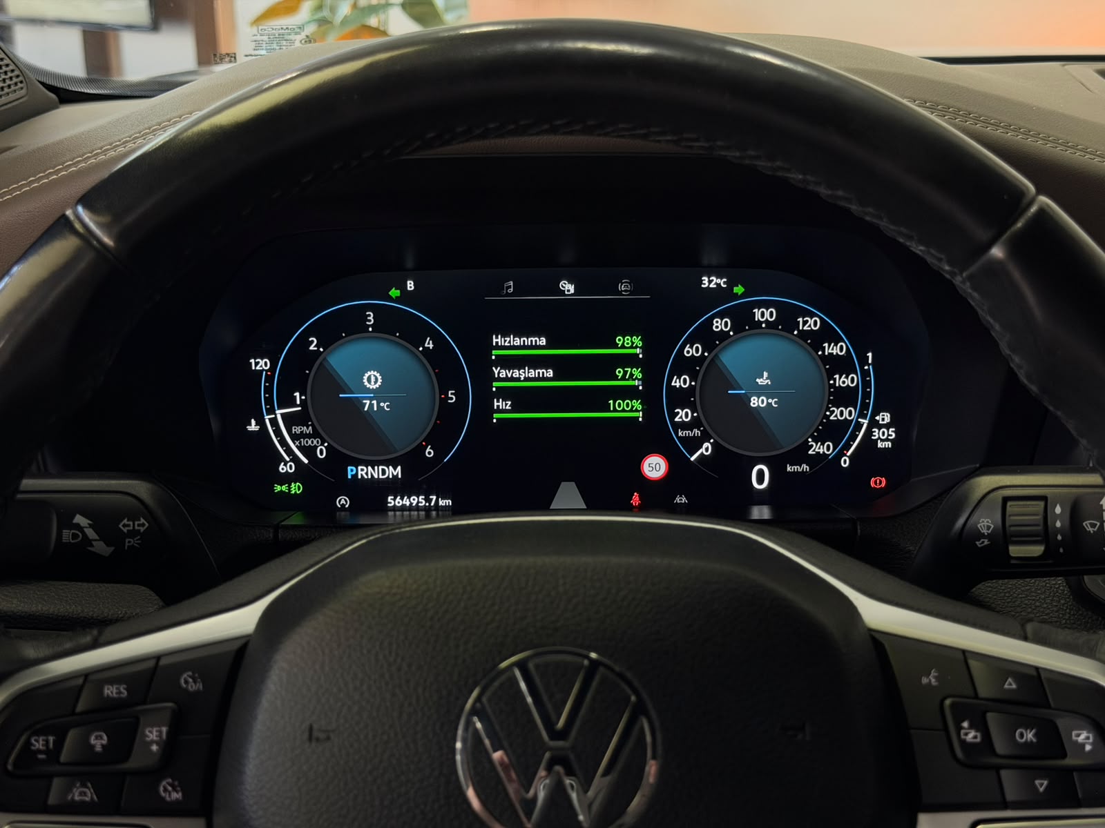 VOLKSWAGEN AMAROK 11
