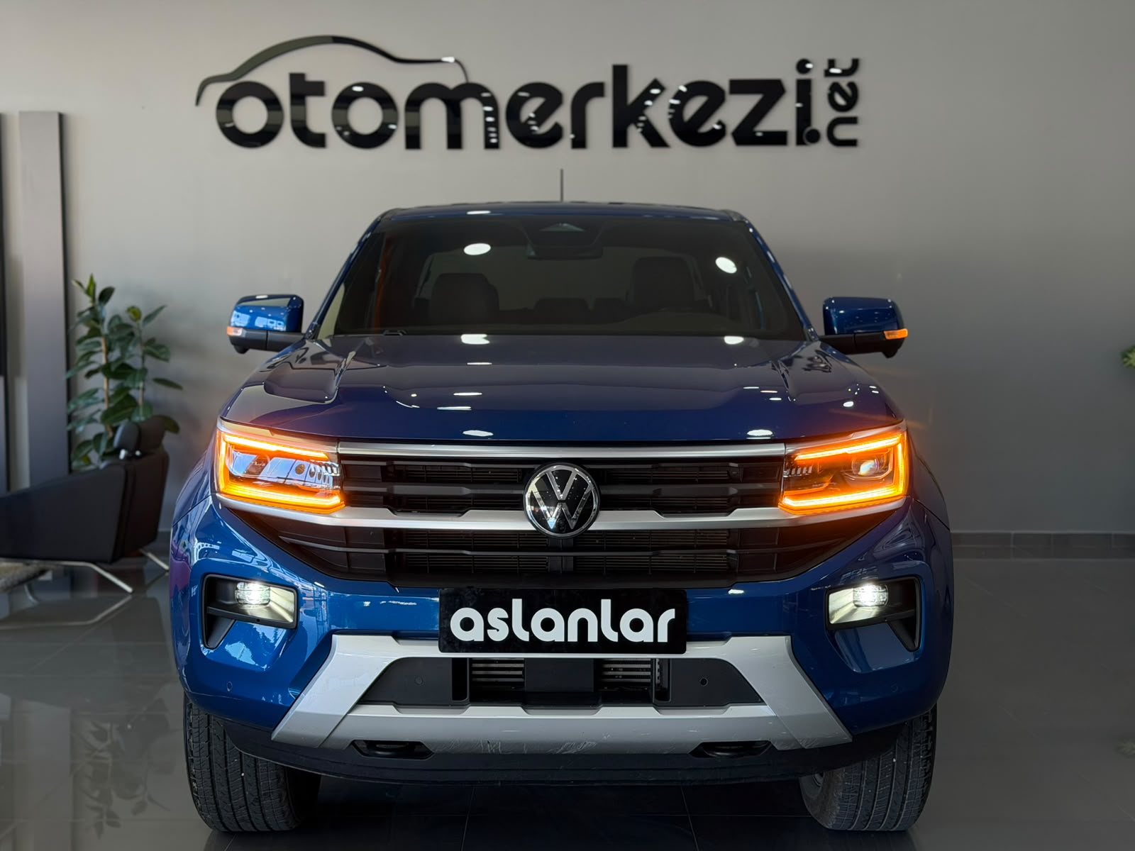 VOLKSWAGEN AMAROK 17
