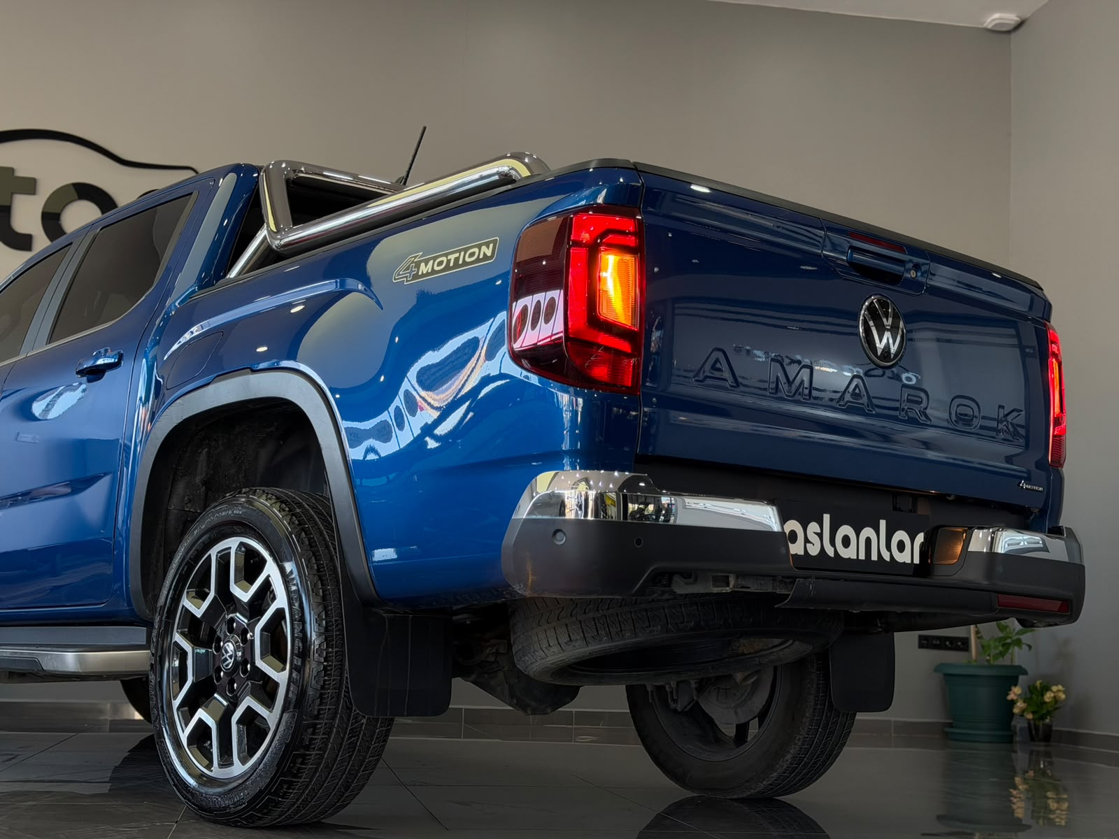 VOLKSWAGEN AMAROK 19
