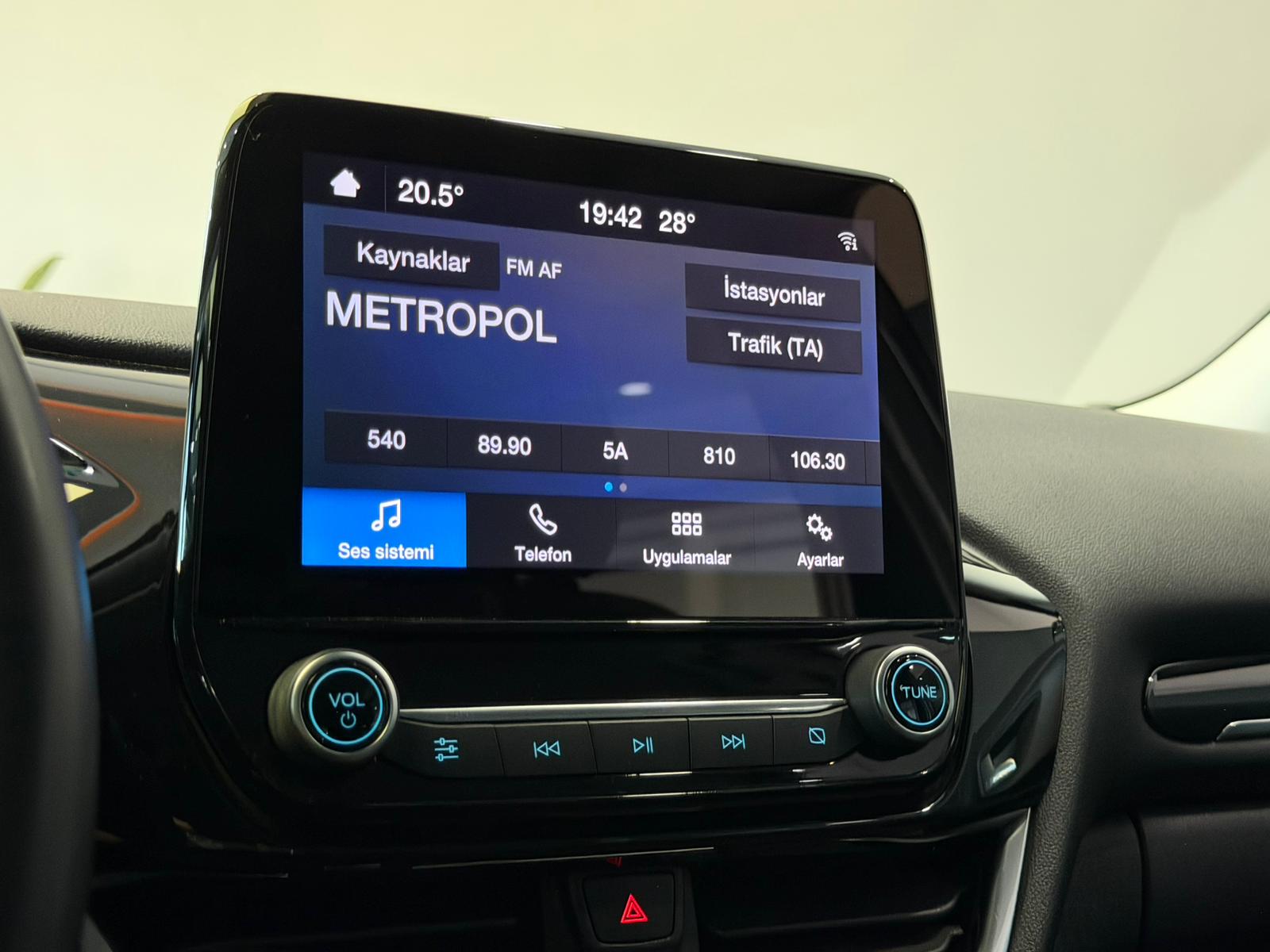 FORD PUMA 10