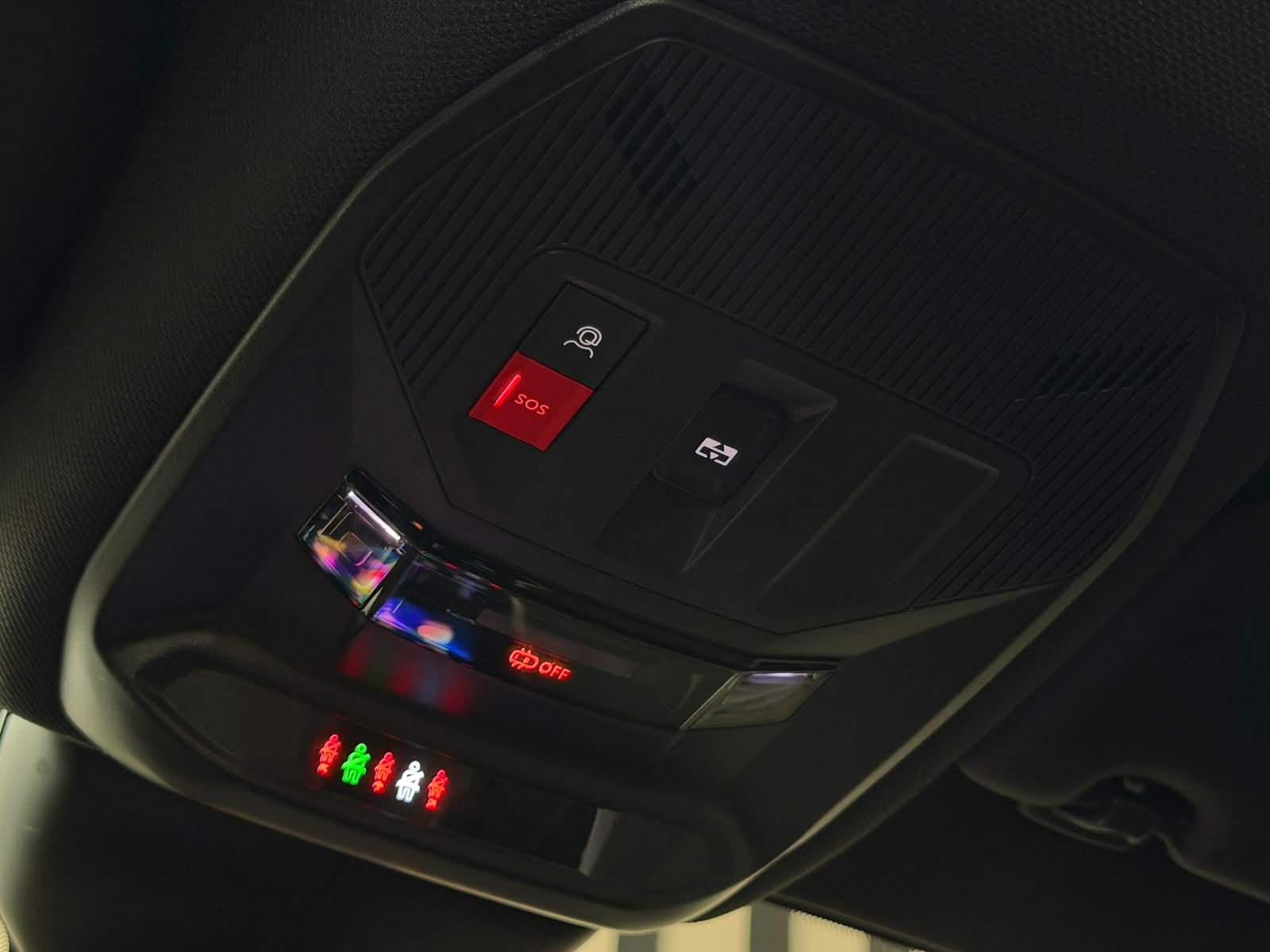PEUGEOT 308 4