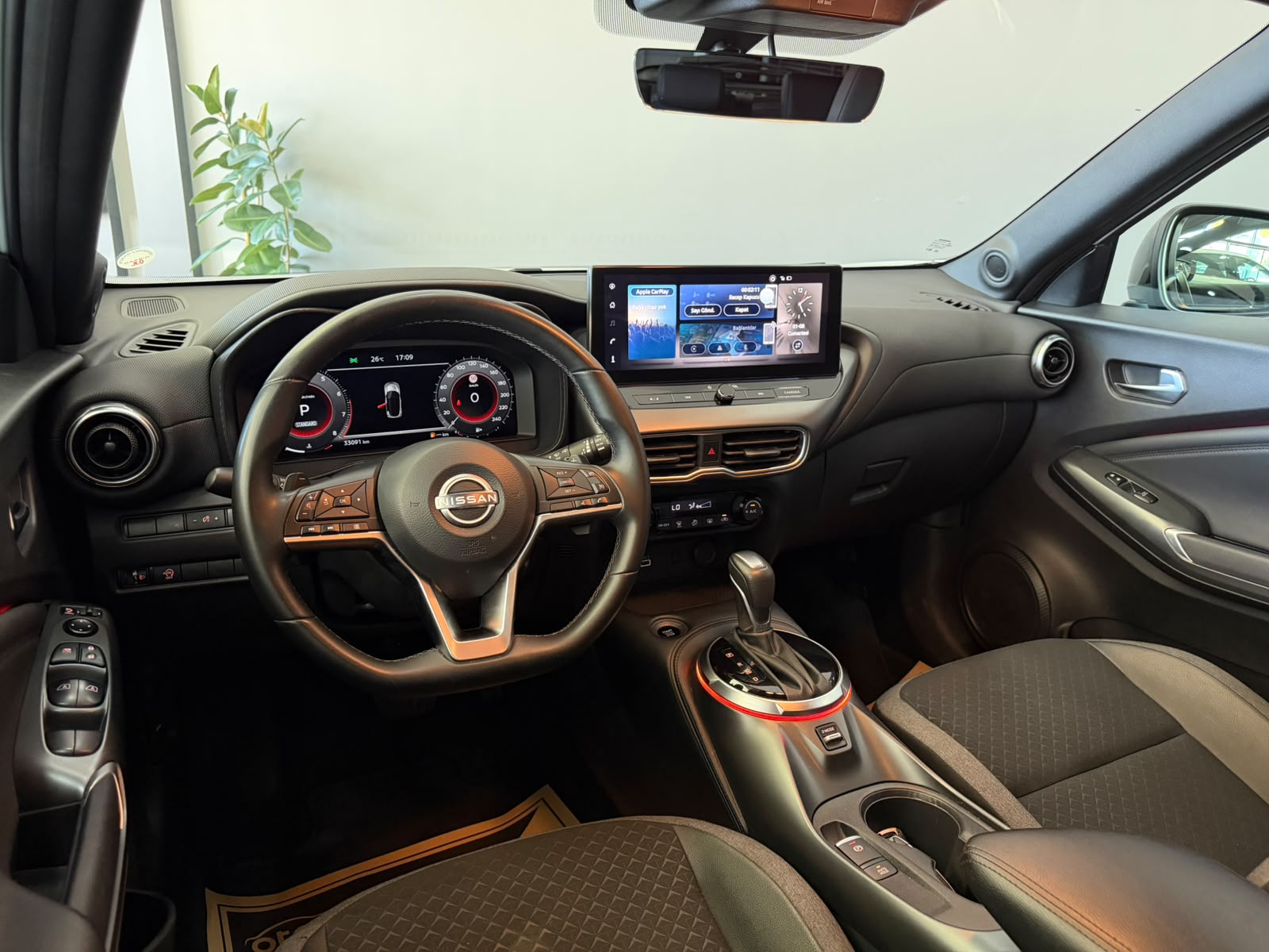 NISSAN JUKE 9