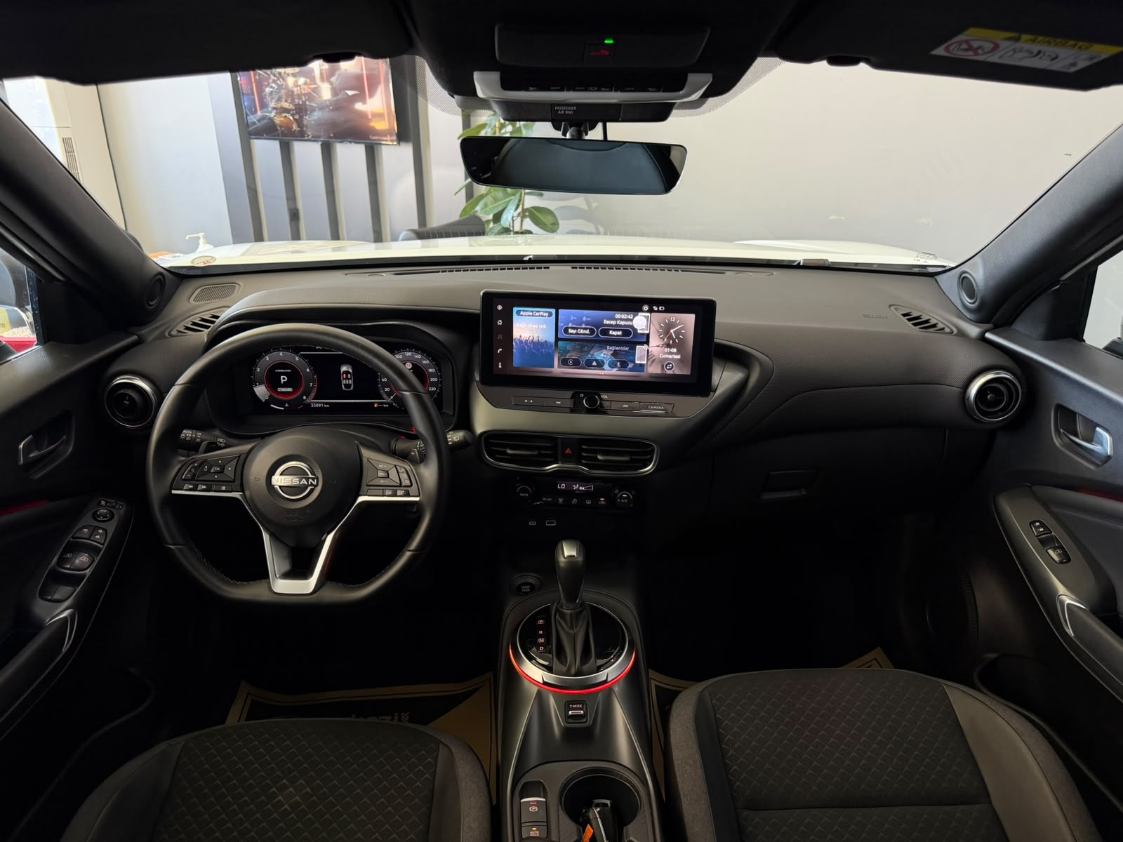 NISSAN JUKE 18