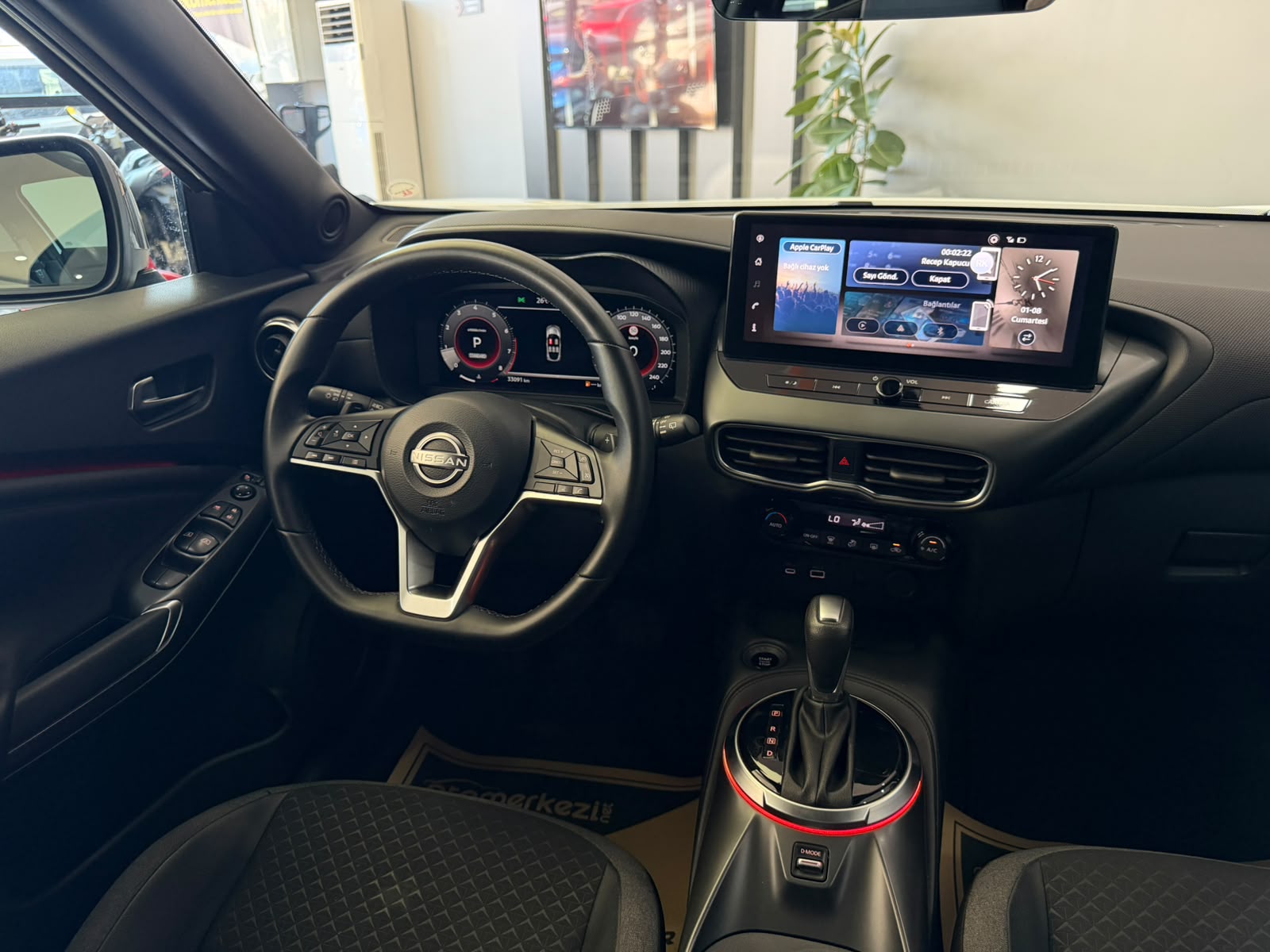 NISSAN JUKE 27