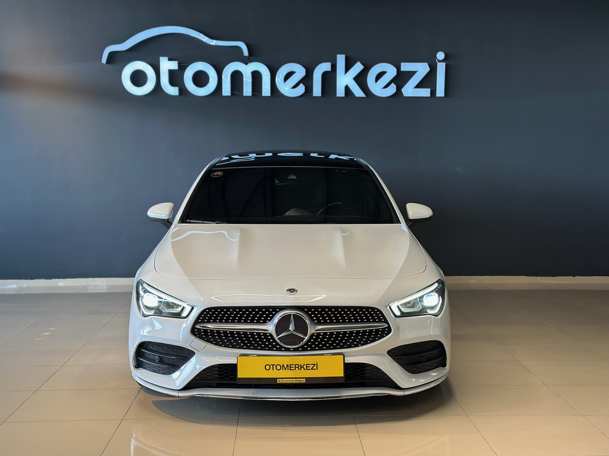 MERCEDES CLA 1