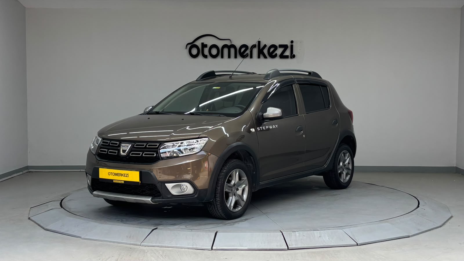 DACIA SANDERO 1