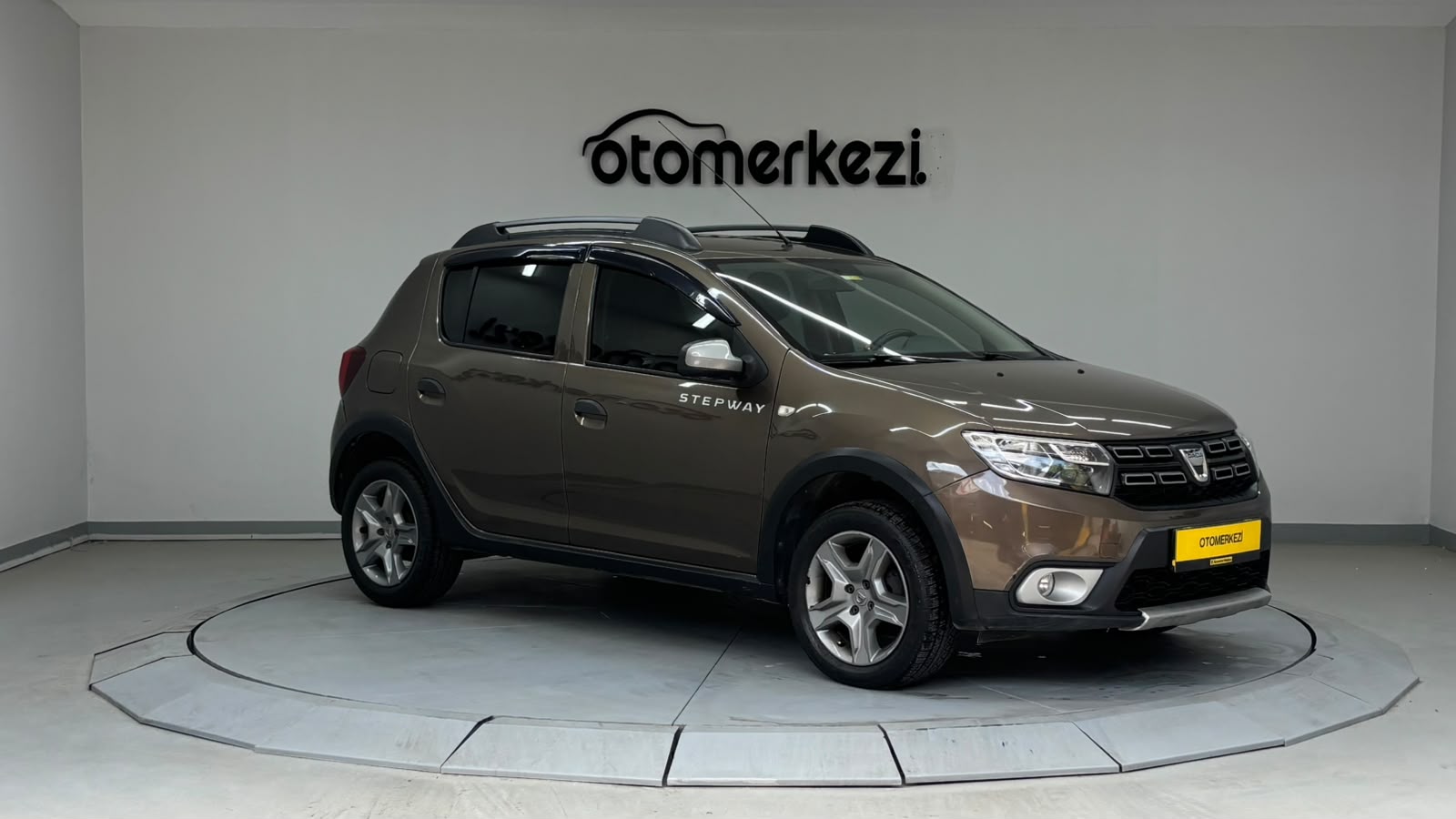 DACIA SANDERO 11