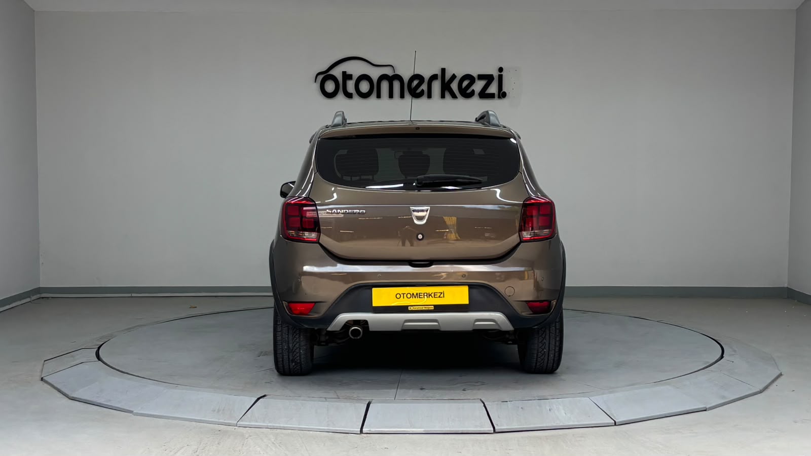 DACIA SANDERO 14