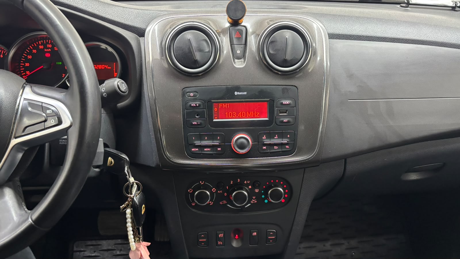 DACIA SANDERO 6