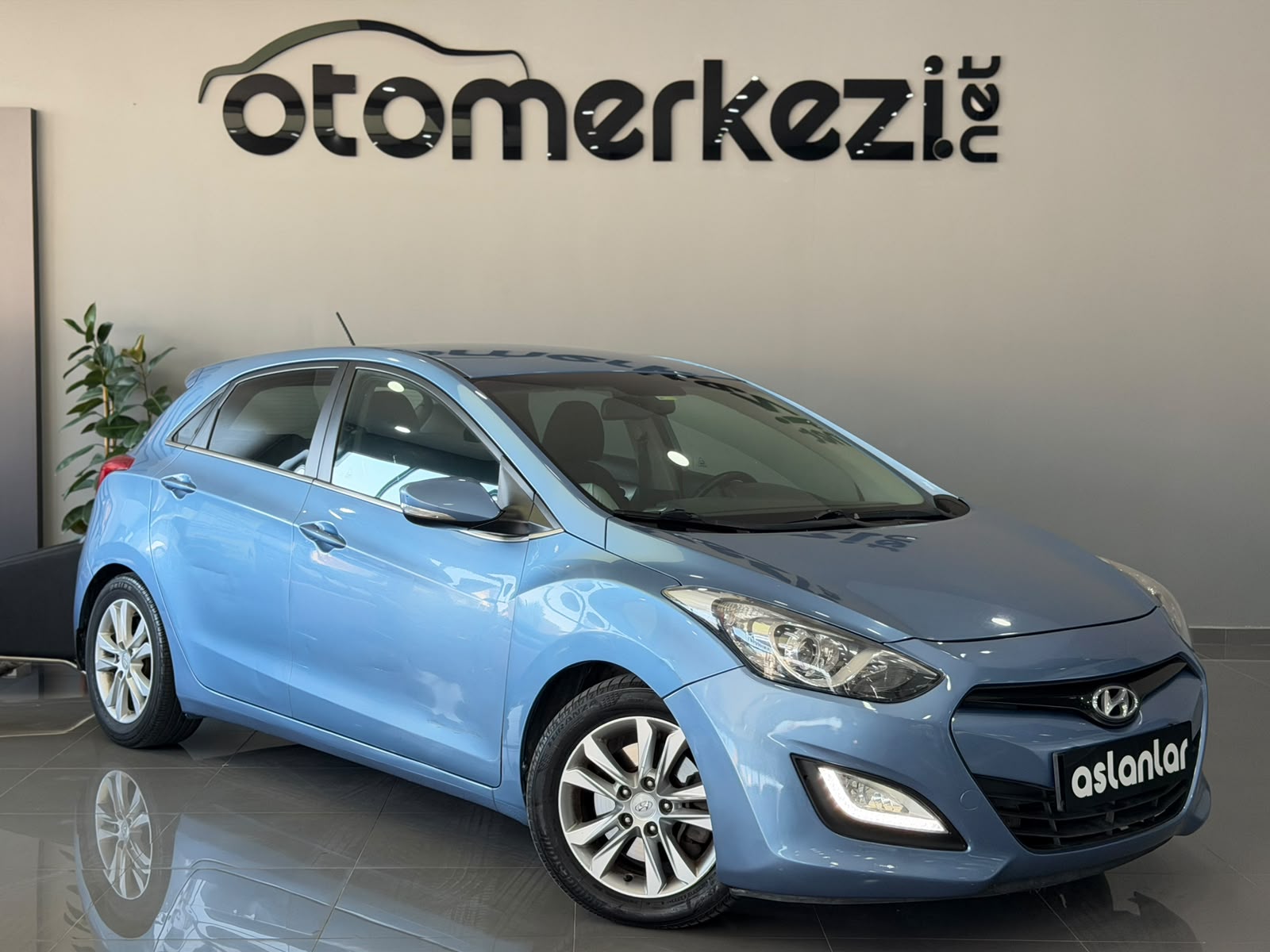 HYUNDAI i30 10
