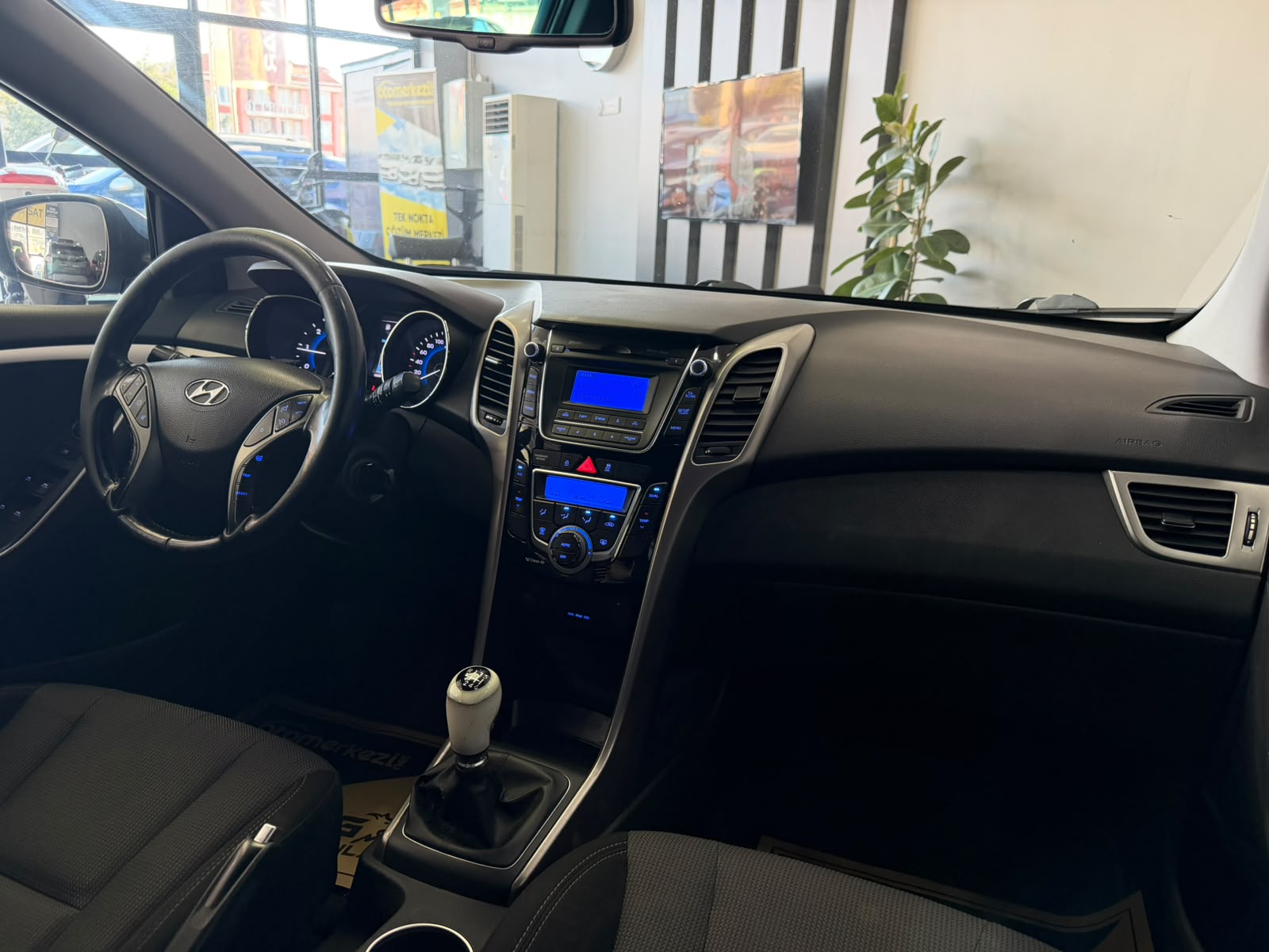 HYUNDAI i30 22