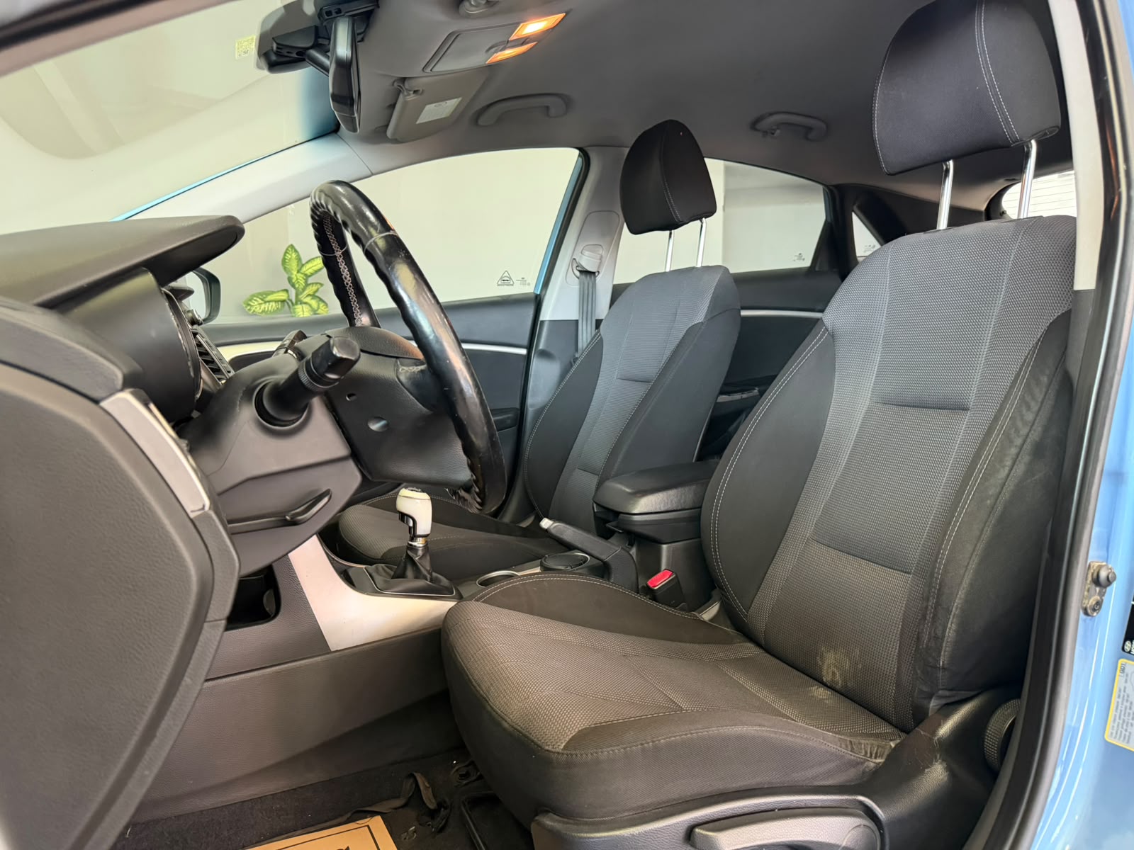 HYUNDAI i30 23