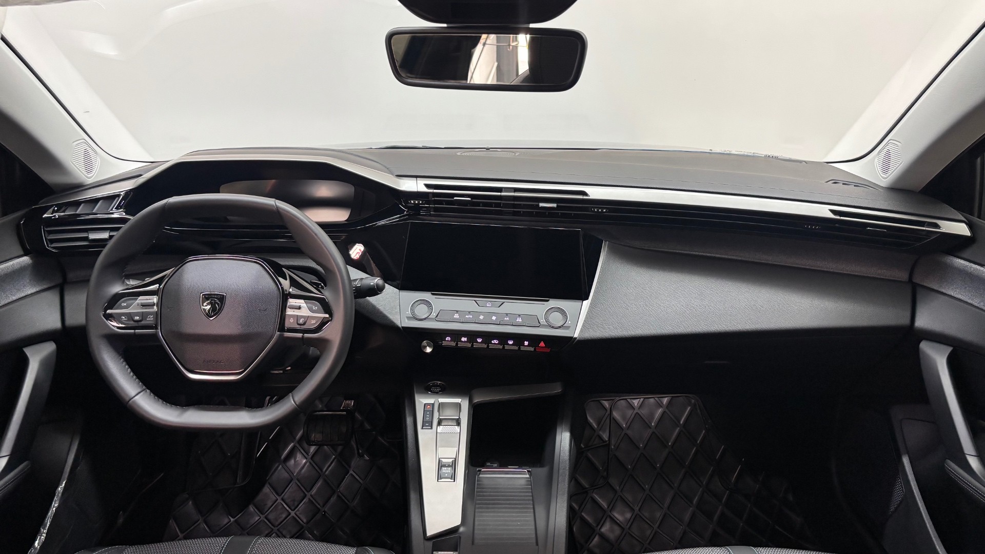 PEUGEOT 408 16