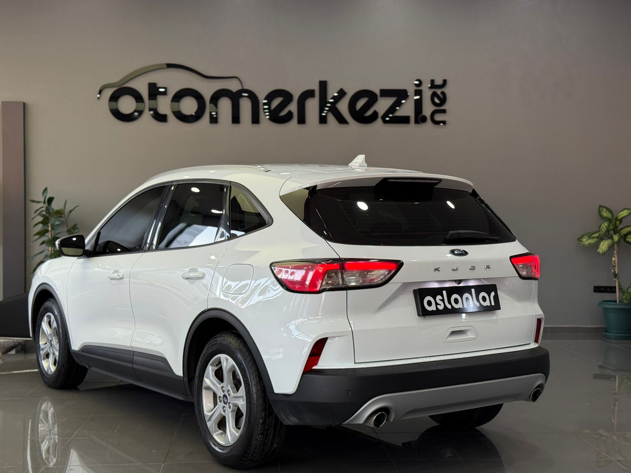 FORD KUGA 26
