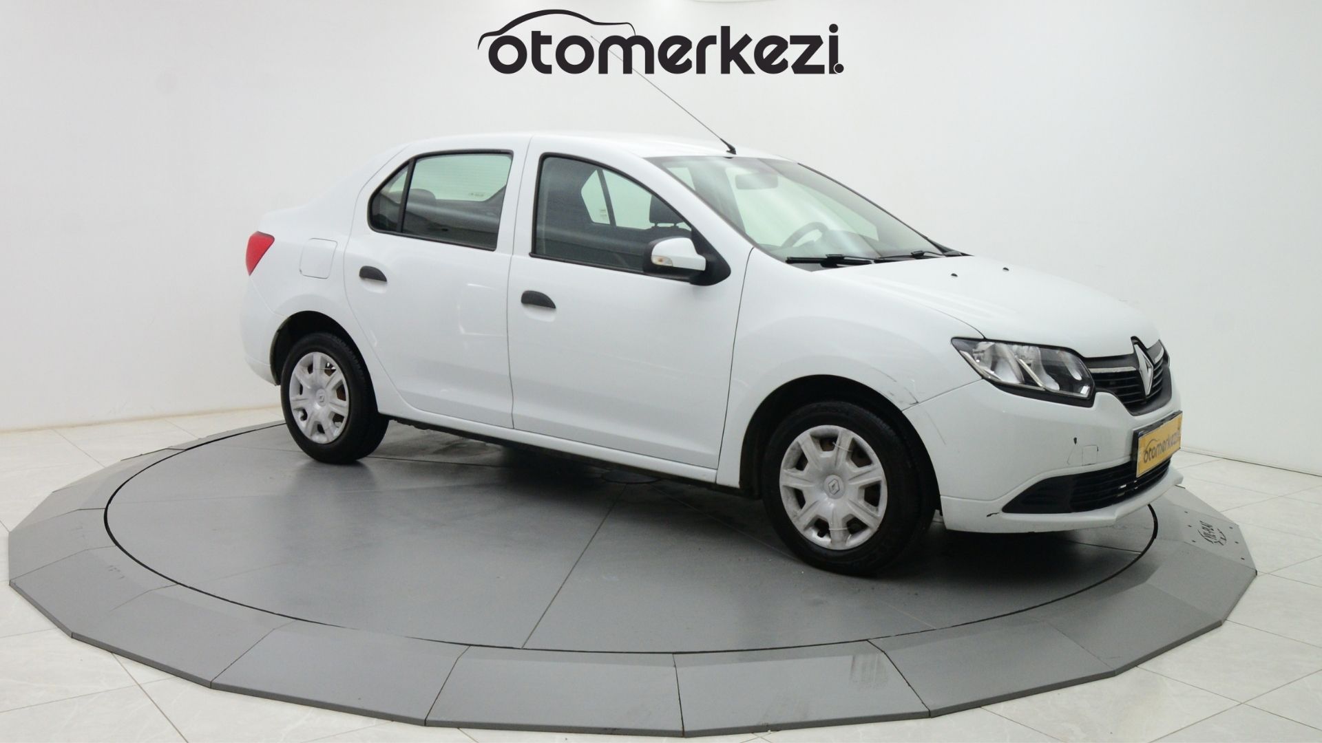 RENAULT SYMBOL 3