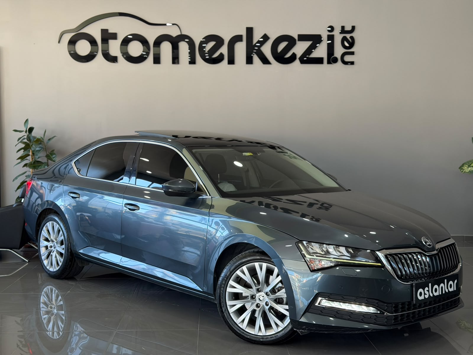 SKODA SUPERB 4