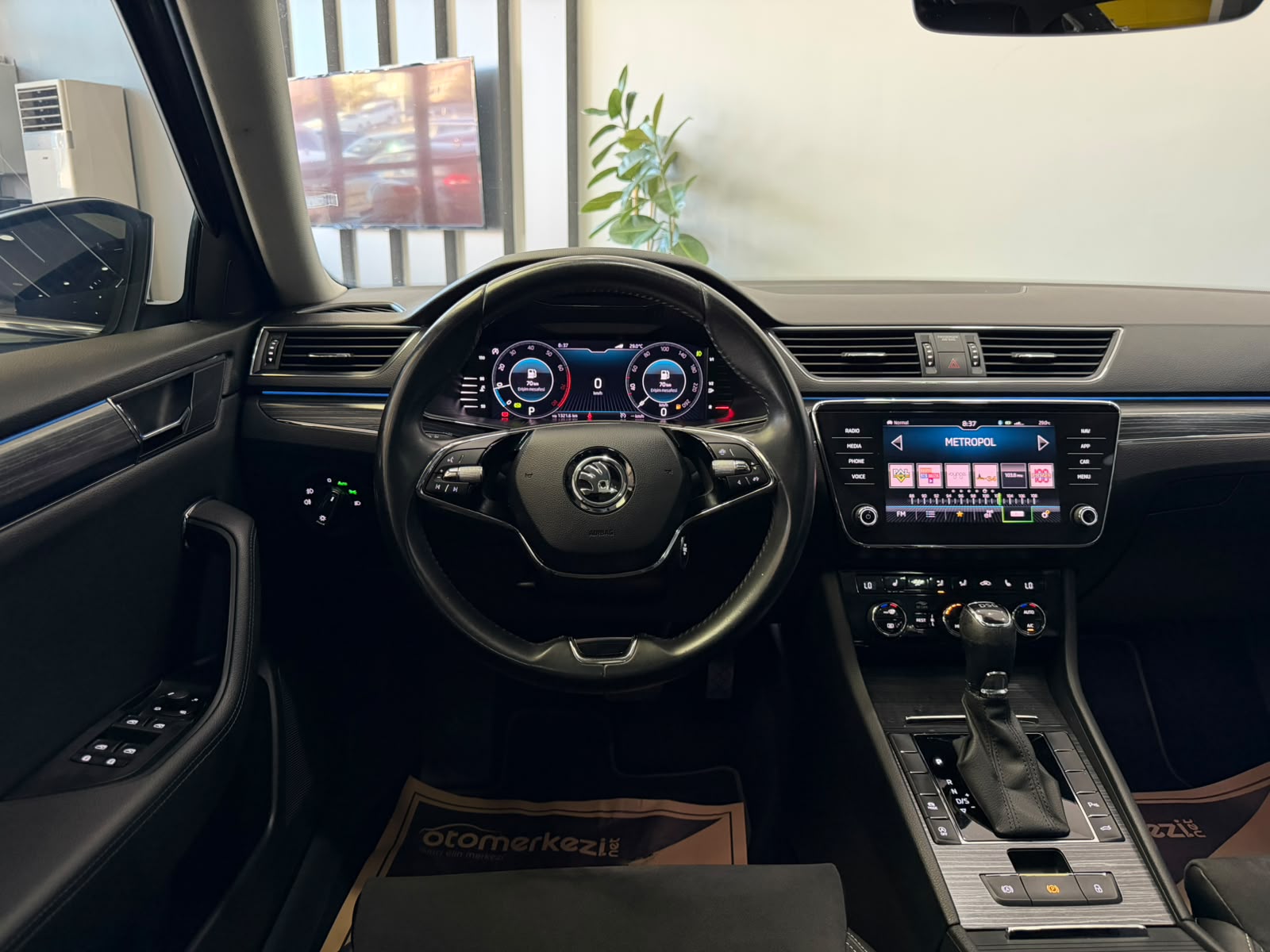 SKODA SUPERB 14