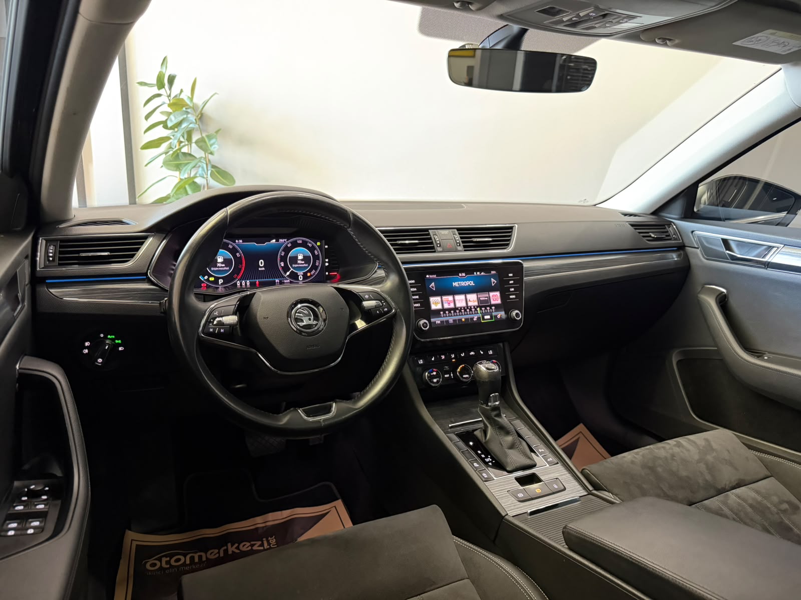 SKODA SUPERB 15