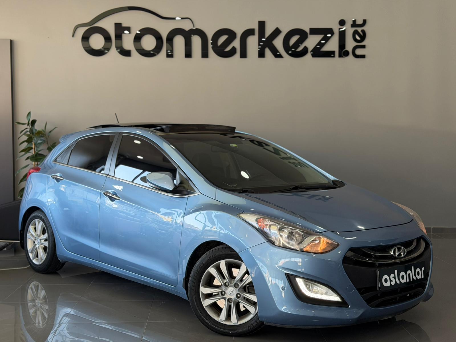 HYUNDAI i30 10