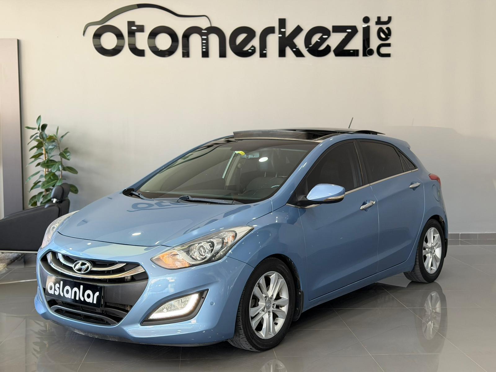HYUNDAI i30 18