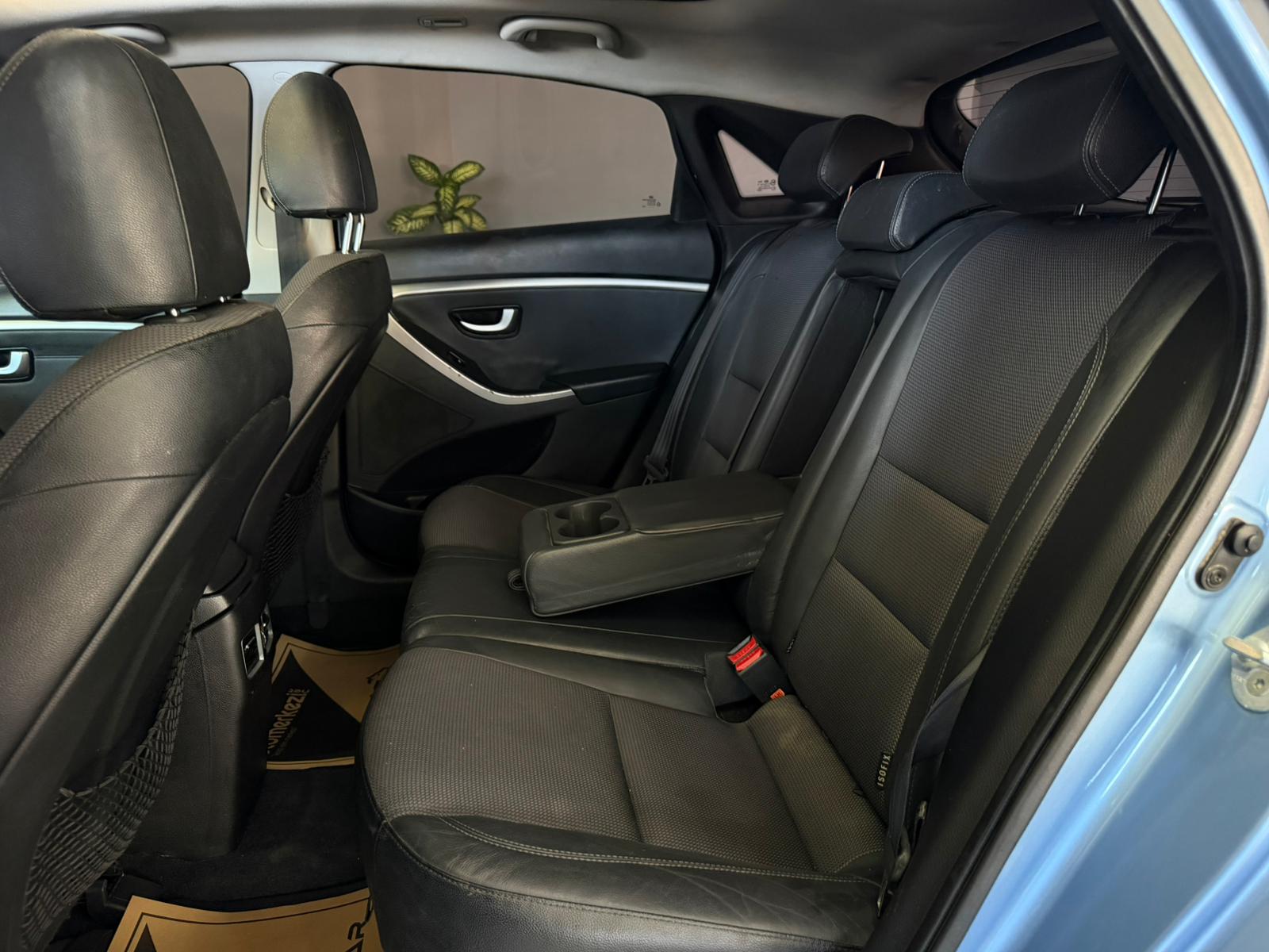 HYUNDAI i30 22
