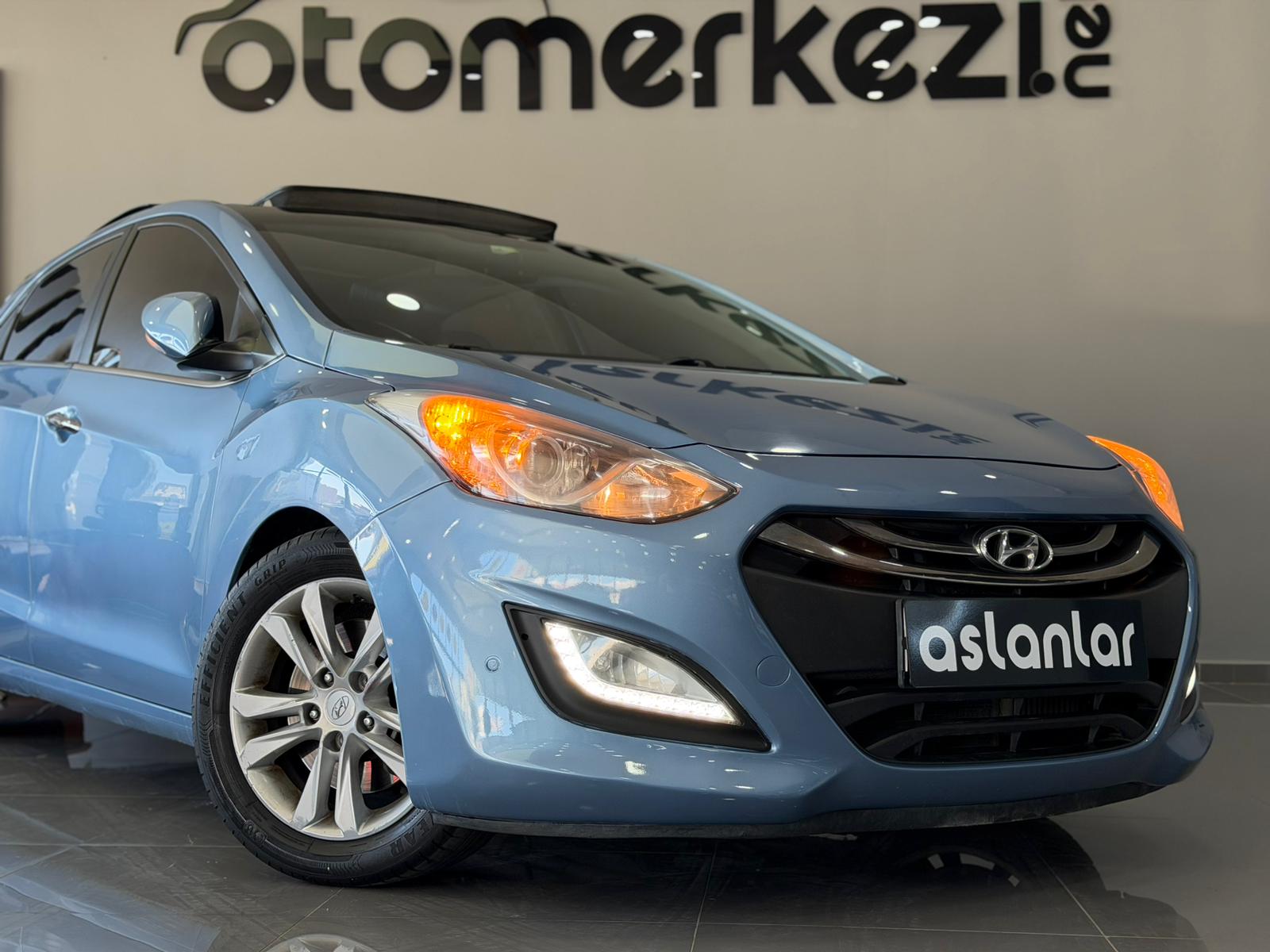 HYUNDAI i30 25