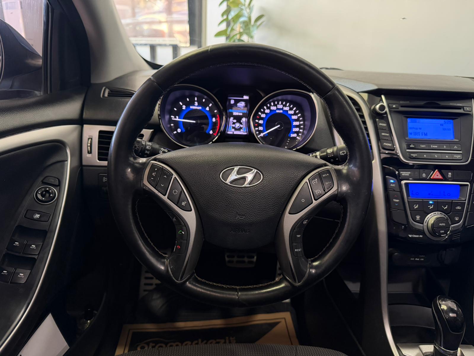 HYUNDAI i30 30