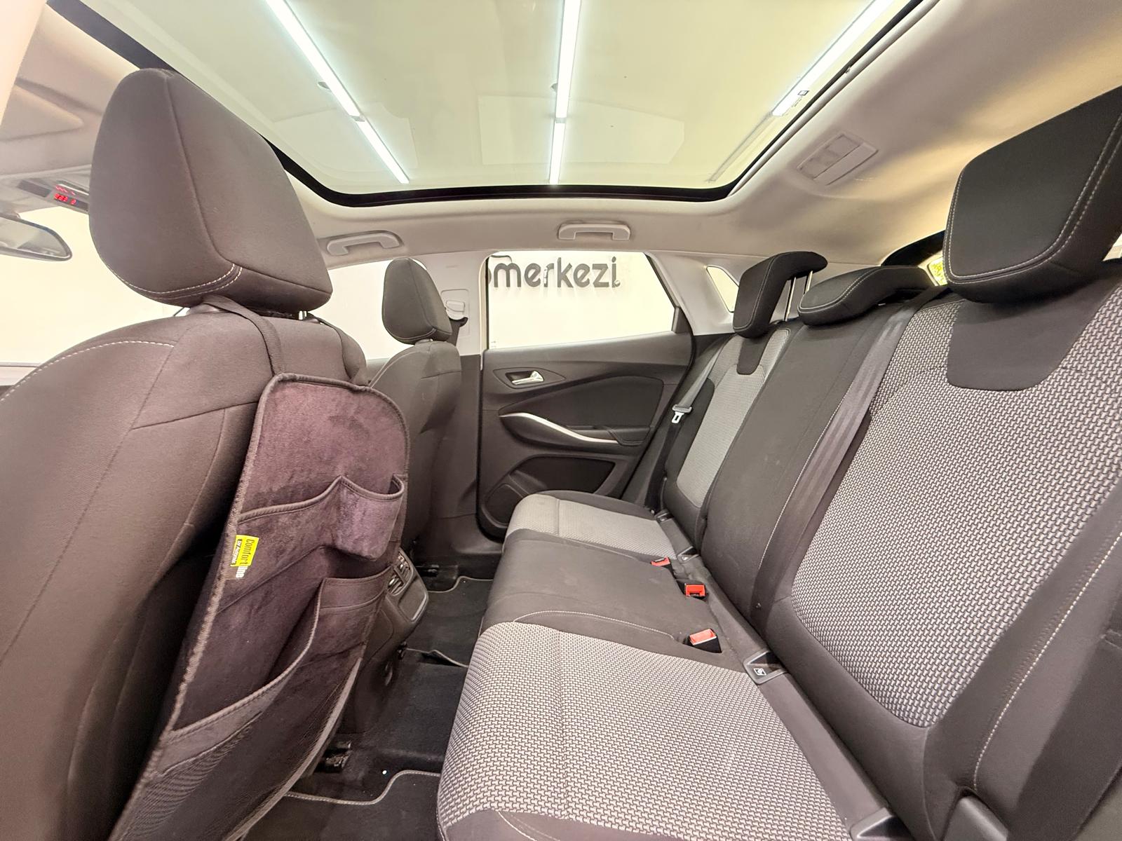 OPEL GRANDLAND 23
