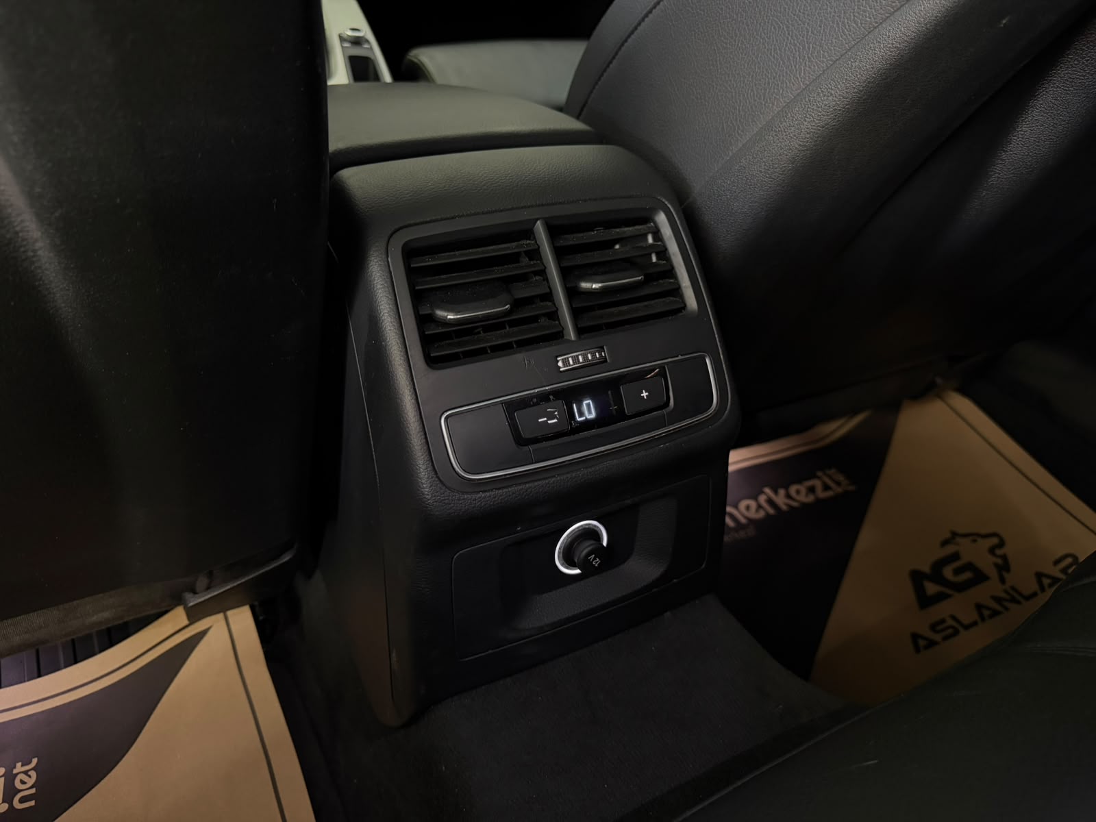 AUDI A4 4