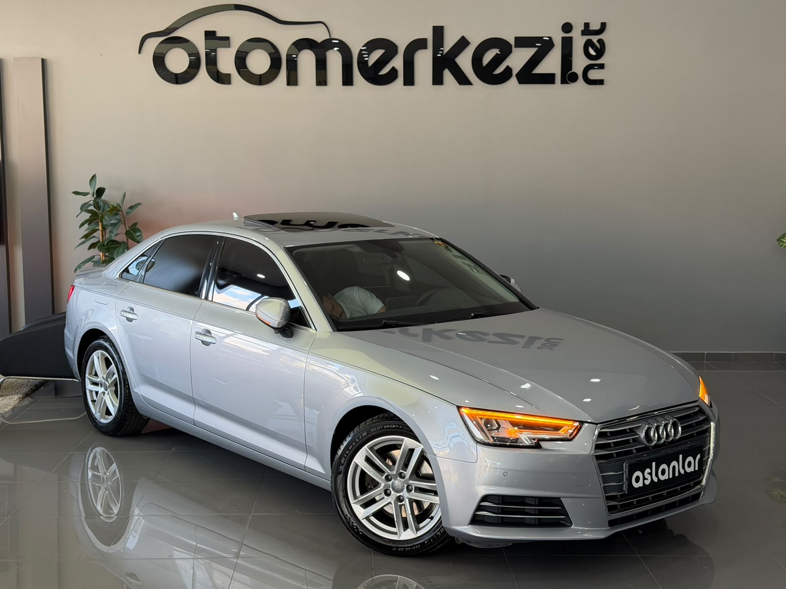 AUDI A4 6
