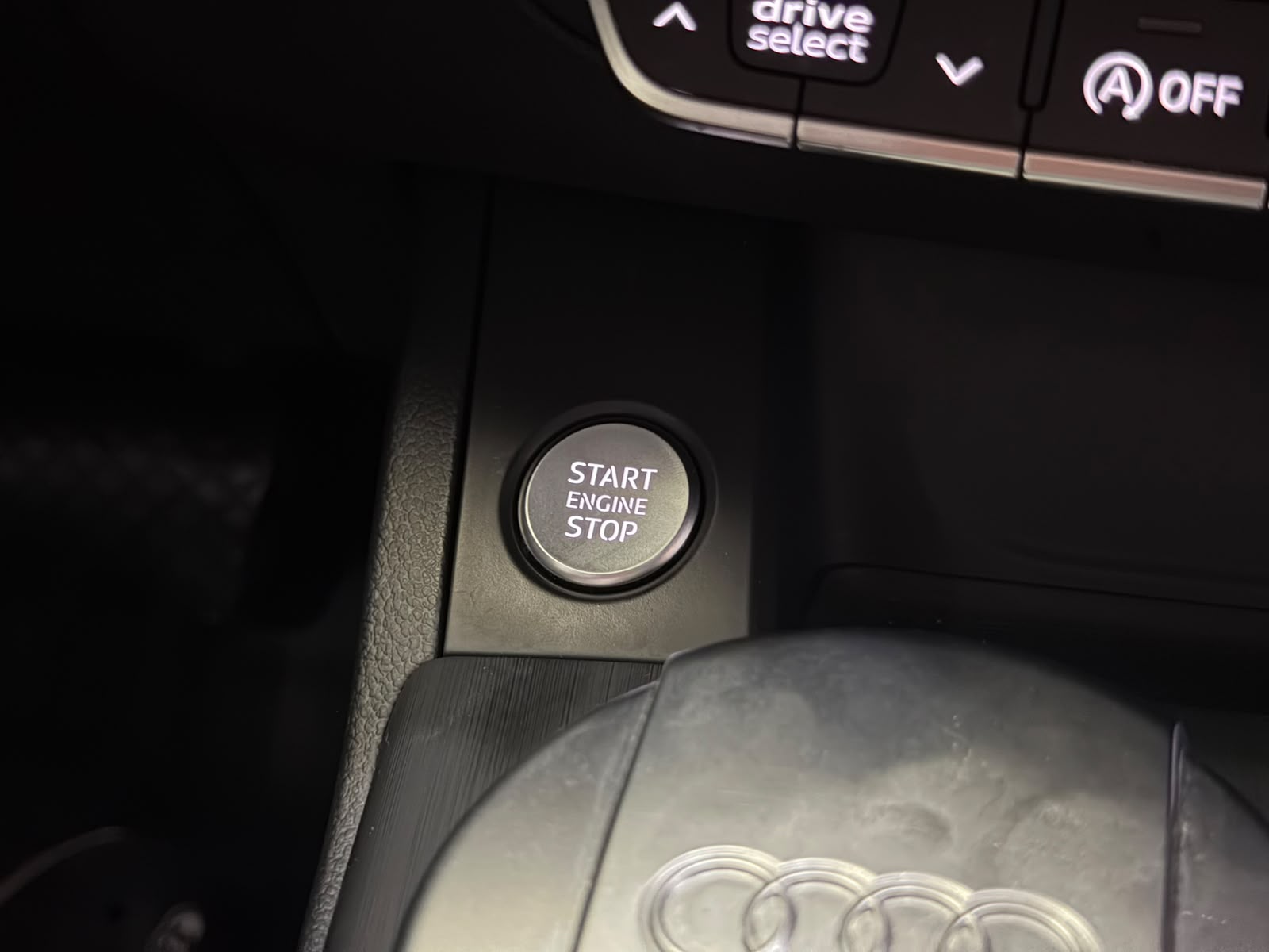 AUDI A4 35