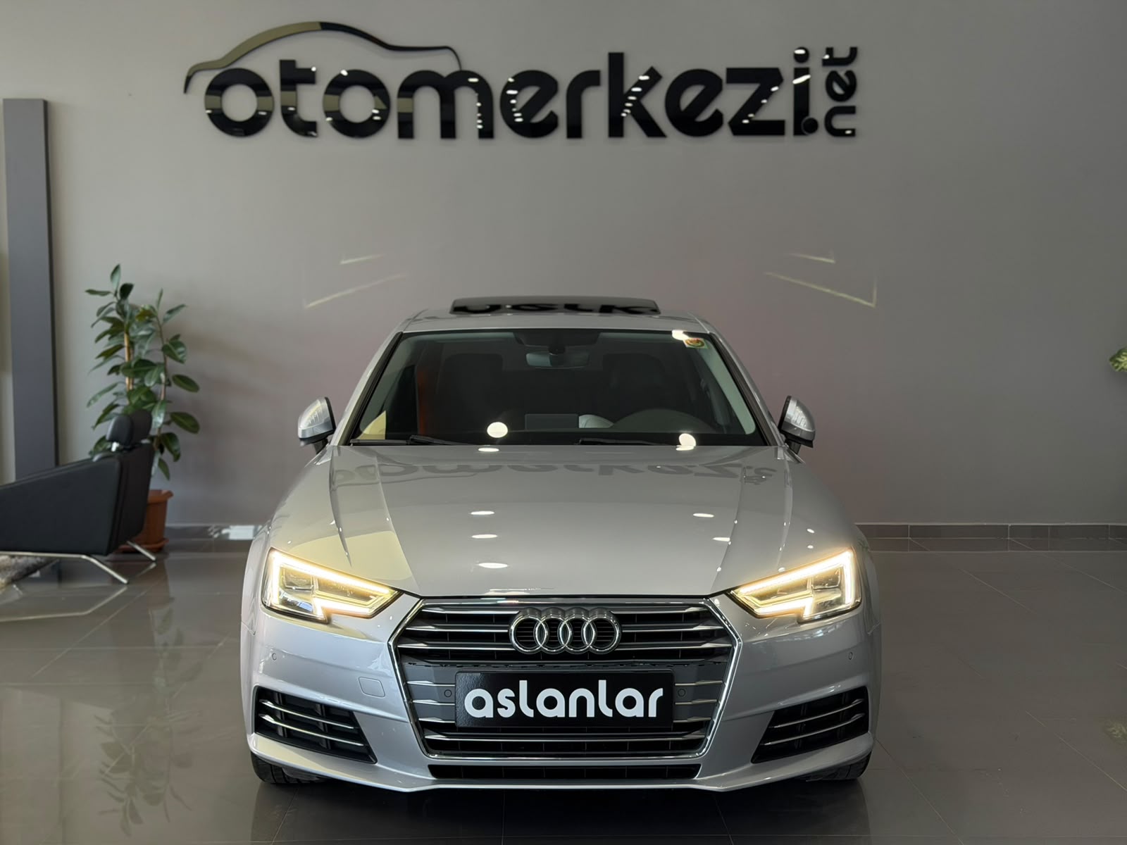 AUDI A4 37