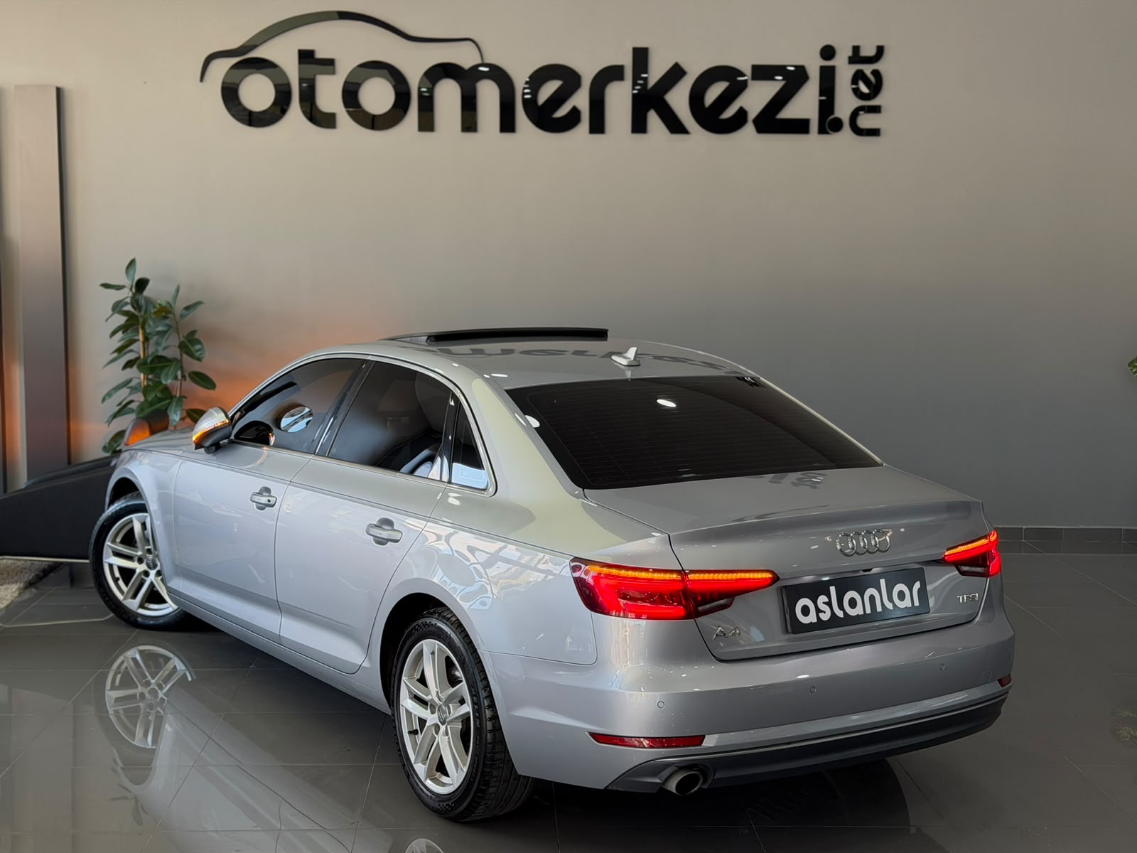 AUDI A4 42