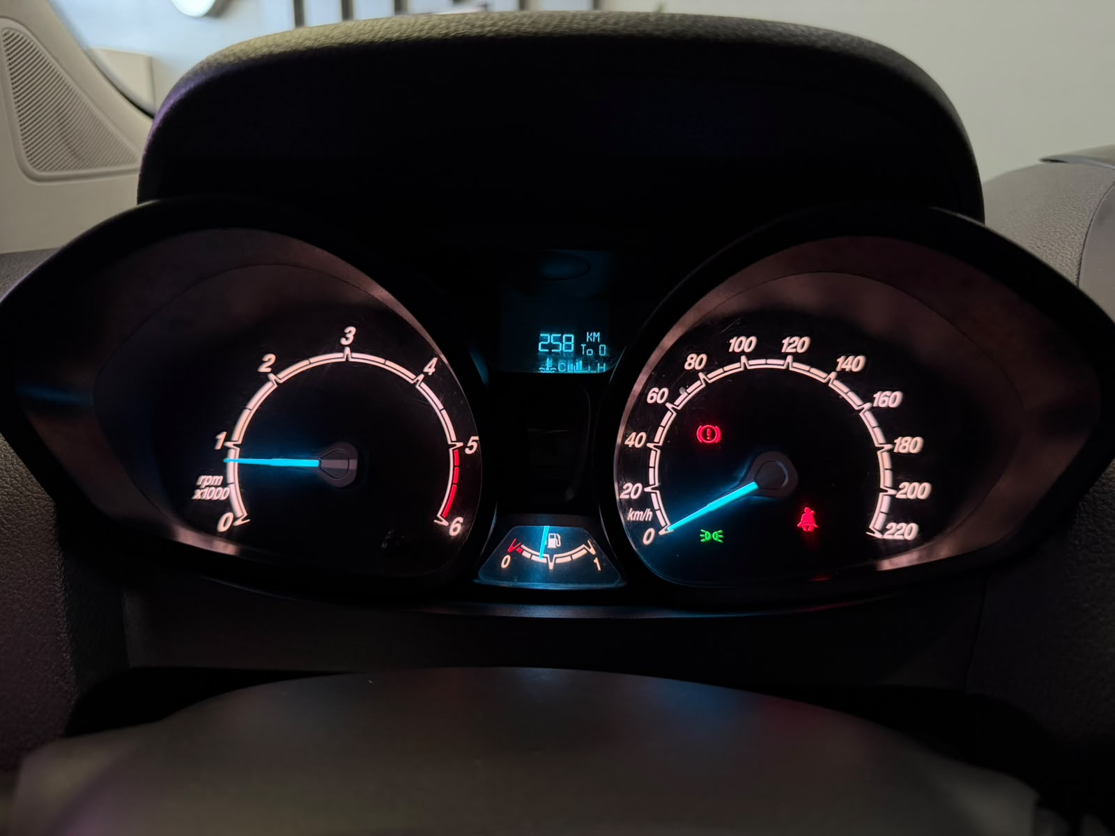 FORD TOURNEOCOURIER 3
