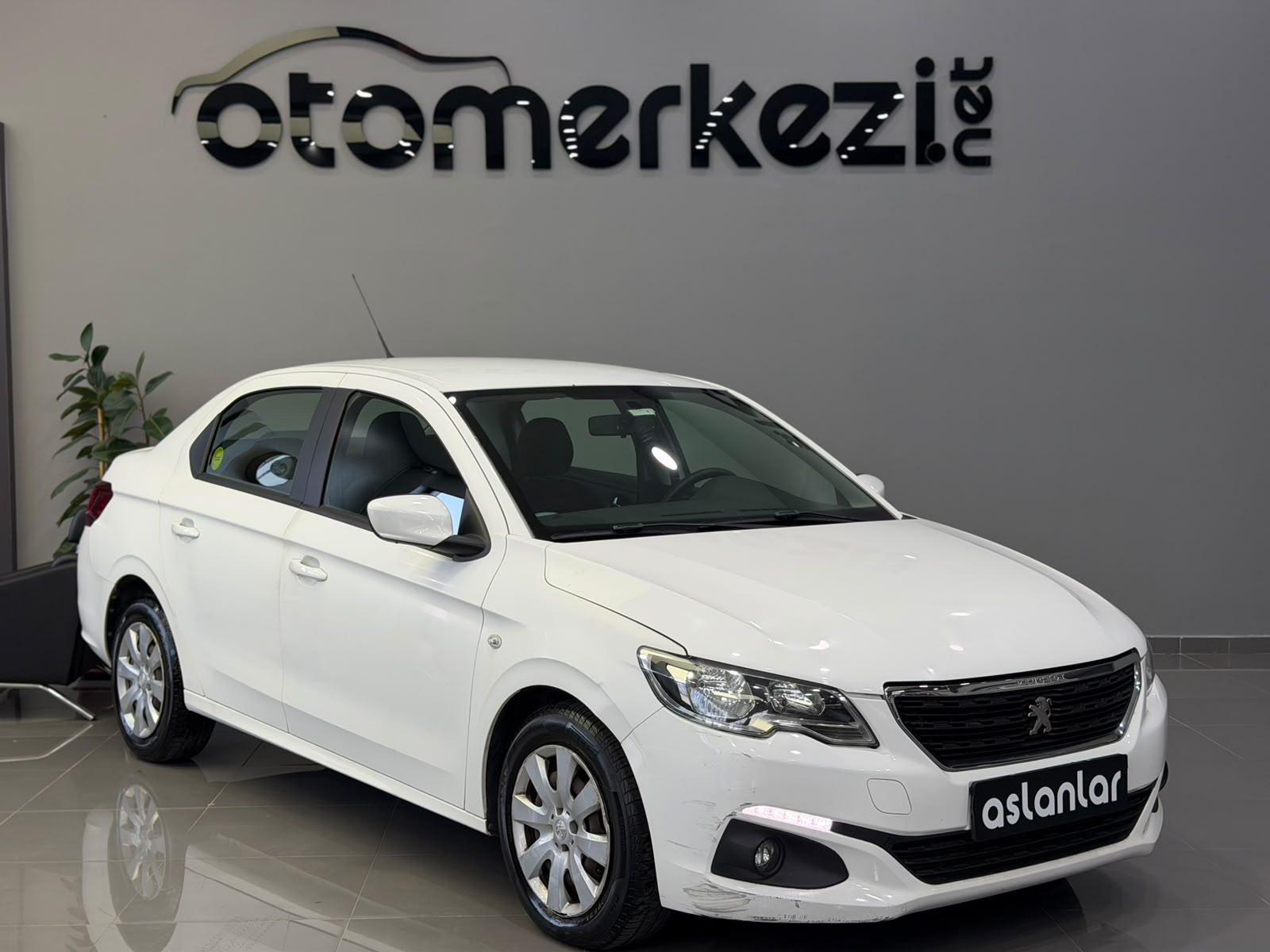 PEUGEOT 301 24