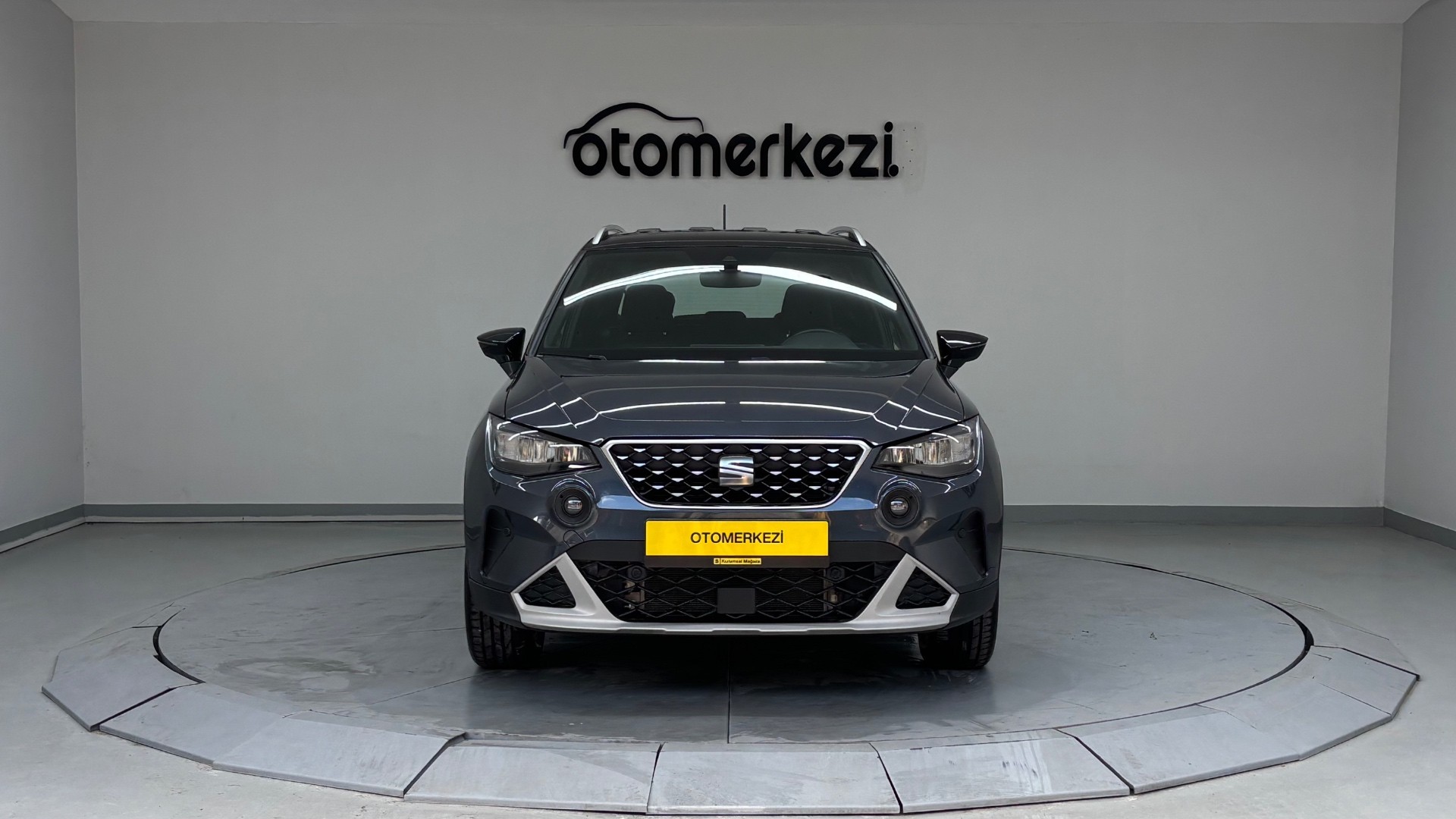 SEAT ARONA 4