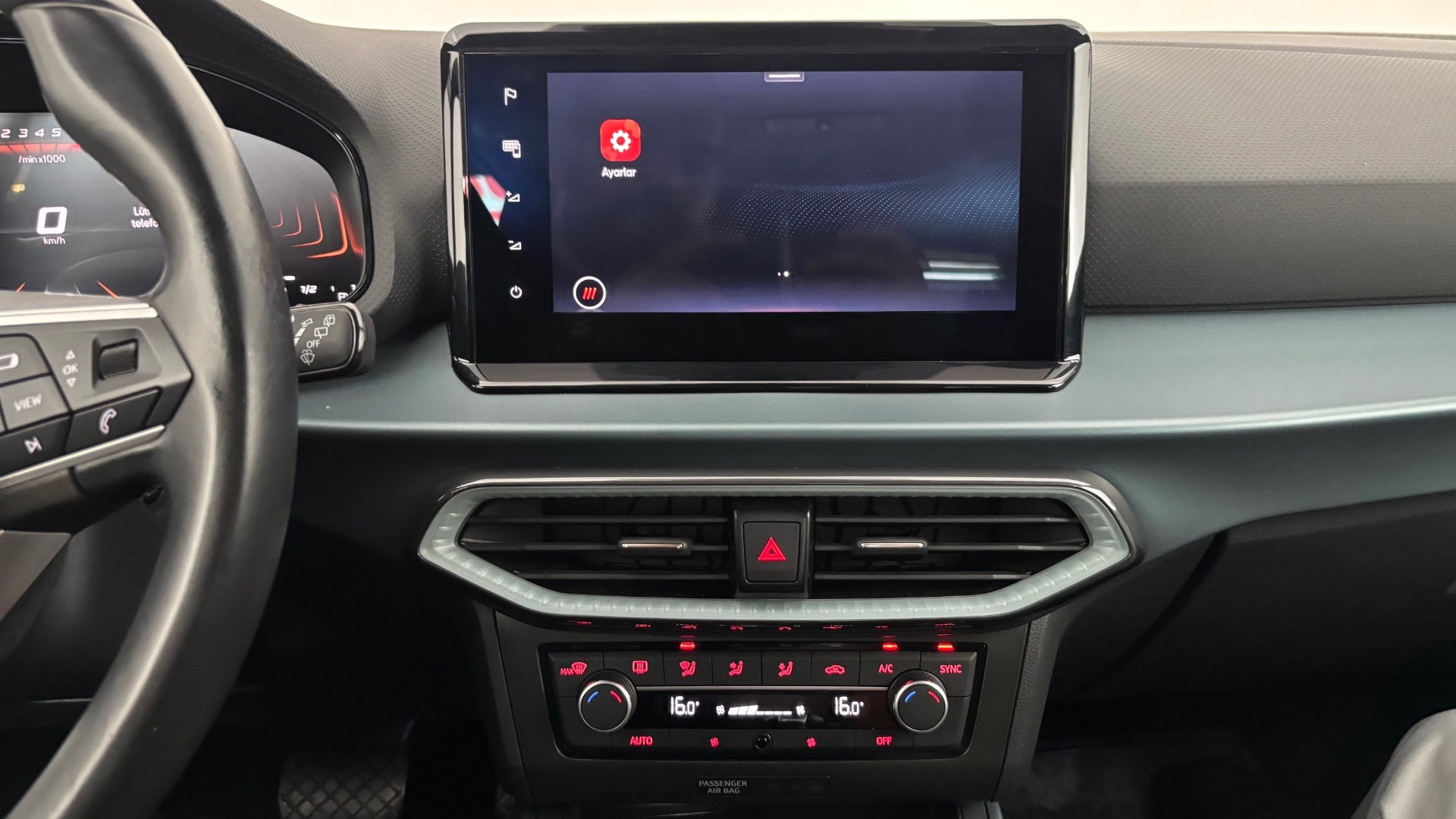 SEAT ARONA 7