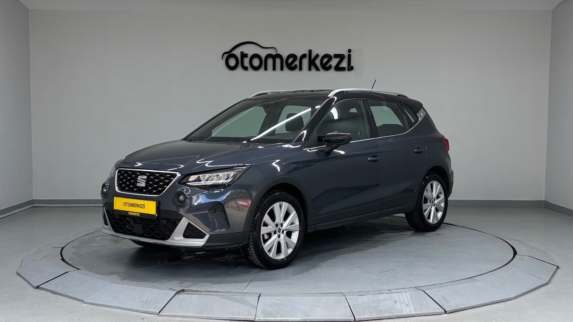 SEAT ARONA 19