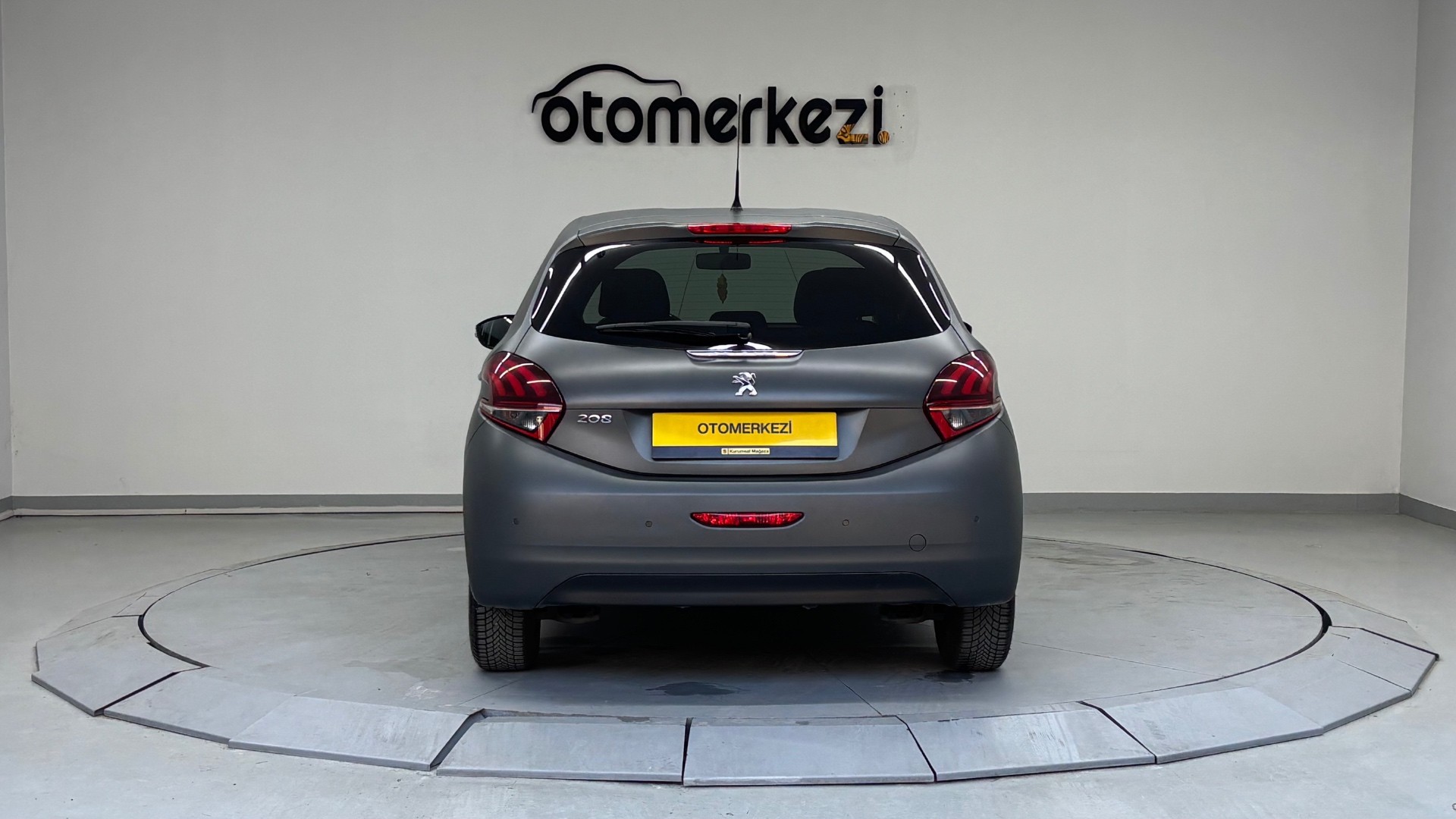 PEUGEOT 208 7