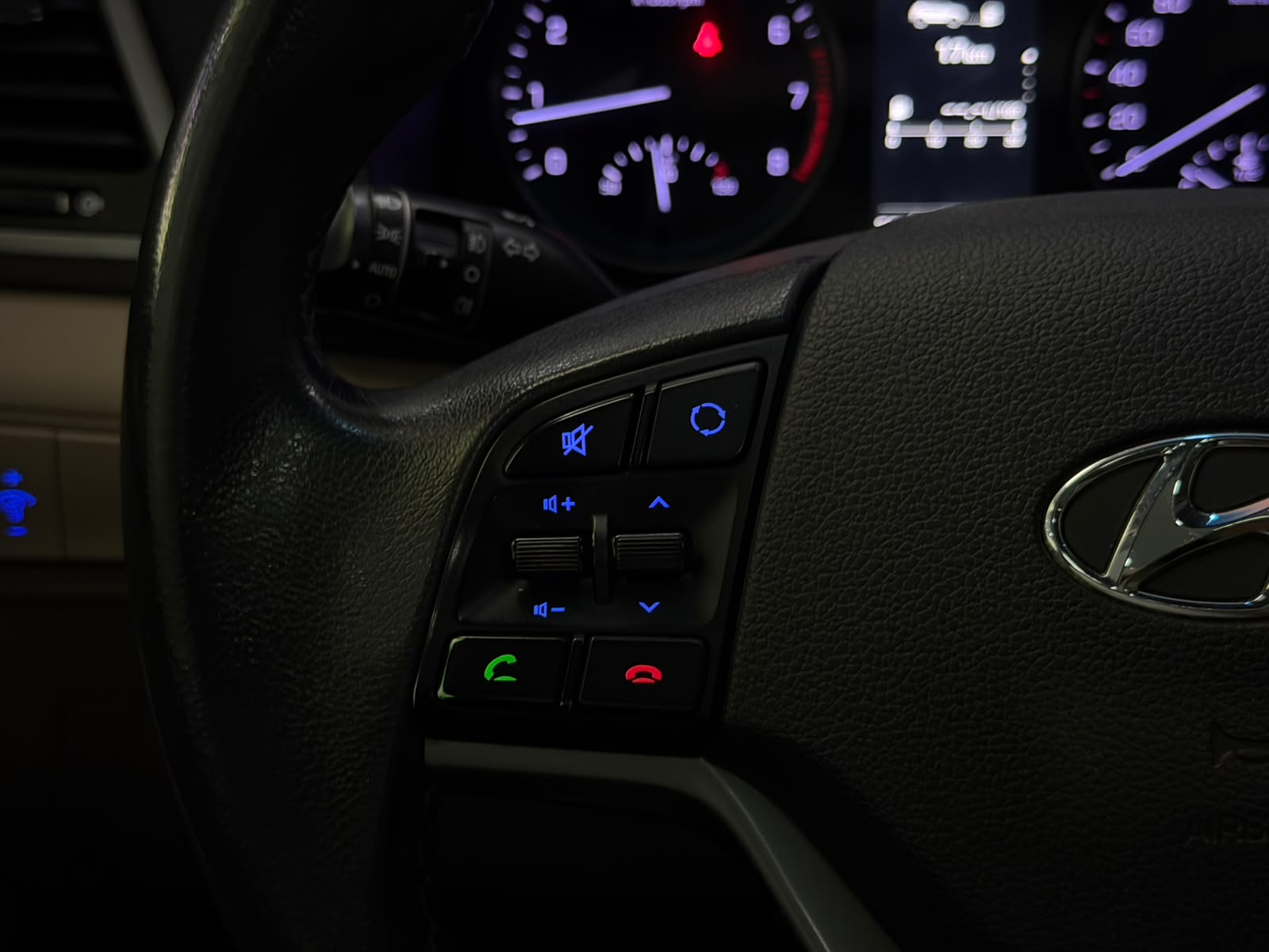 HYUNDAI TUCSON 7