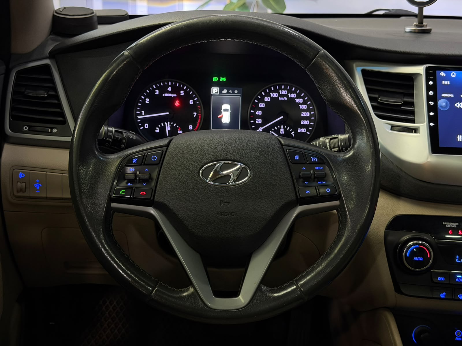 HYUNDAI TUCSON 30