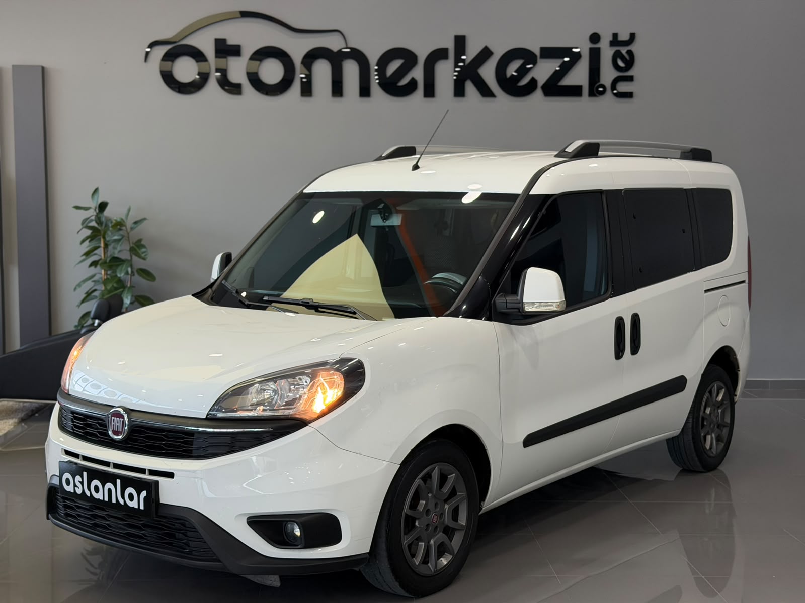 FIAT DOBLO 10