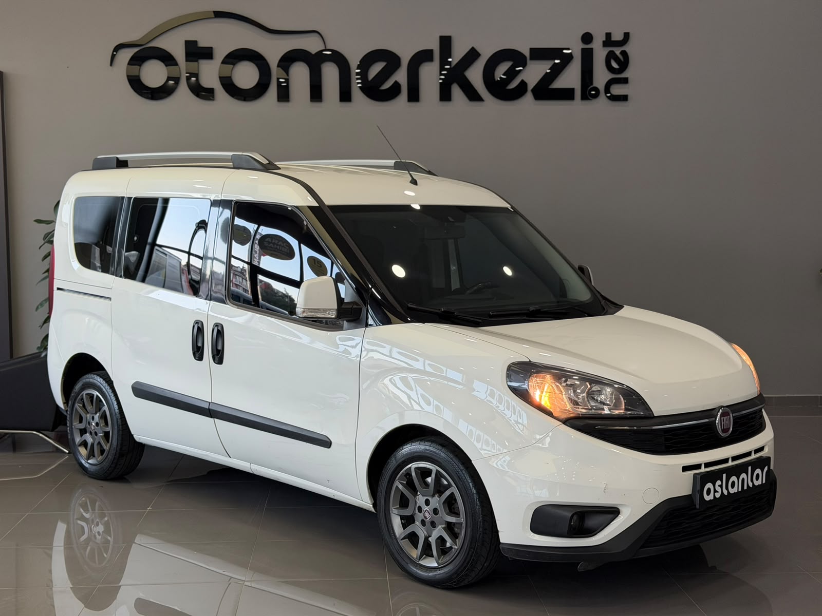 FIAT DOBLO 37
