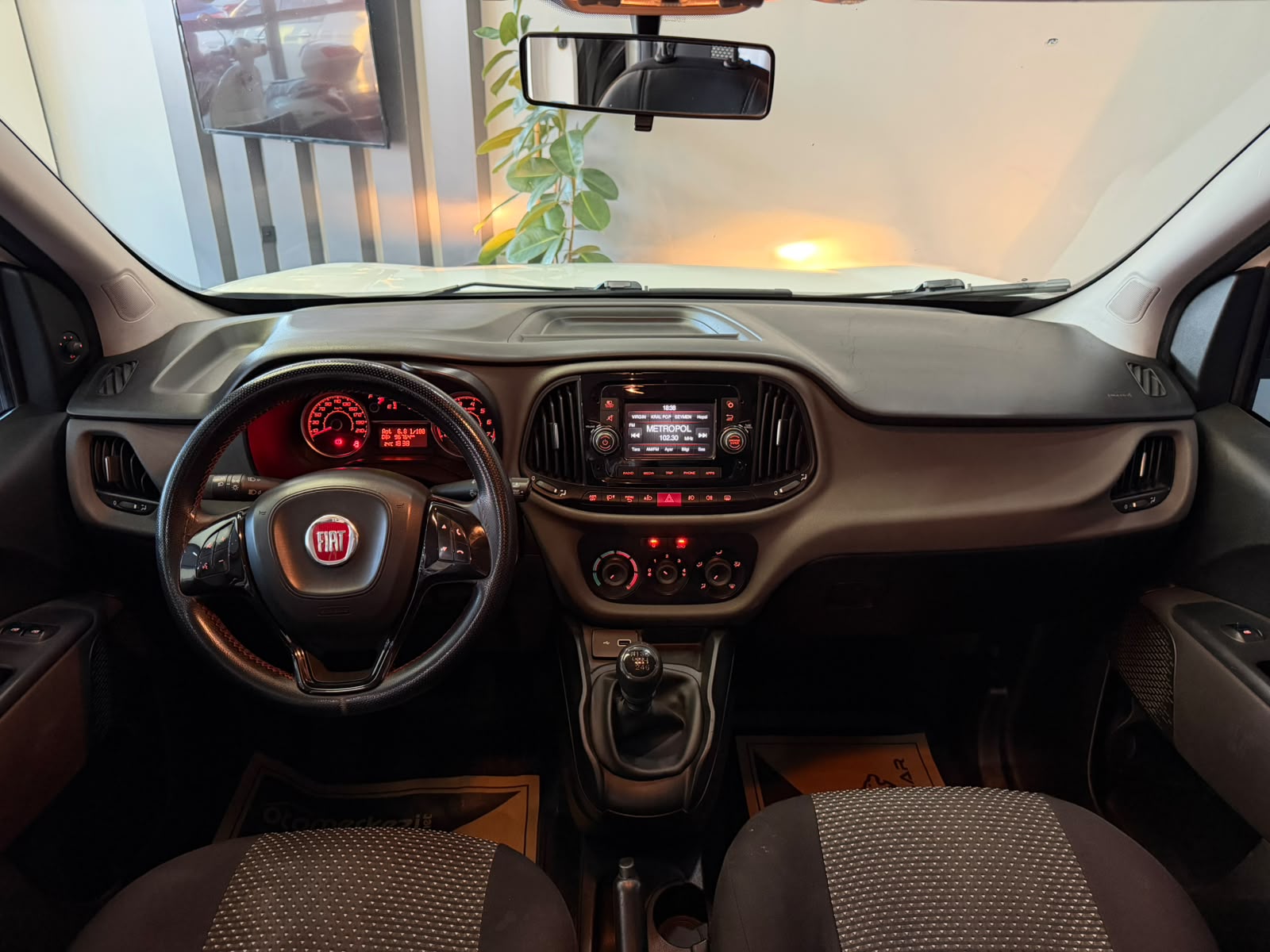 FIAT DOBLO 38