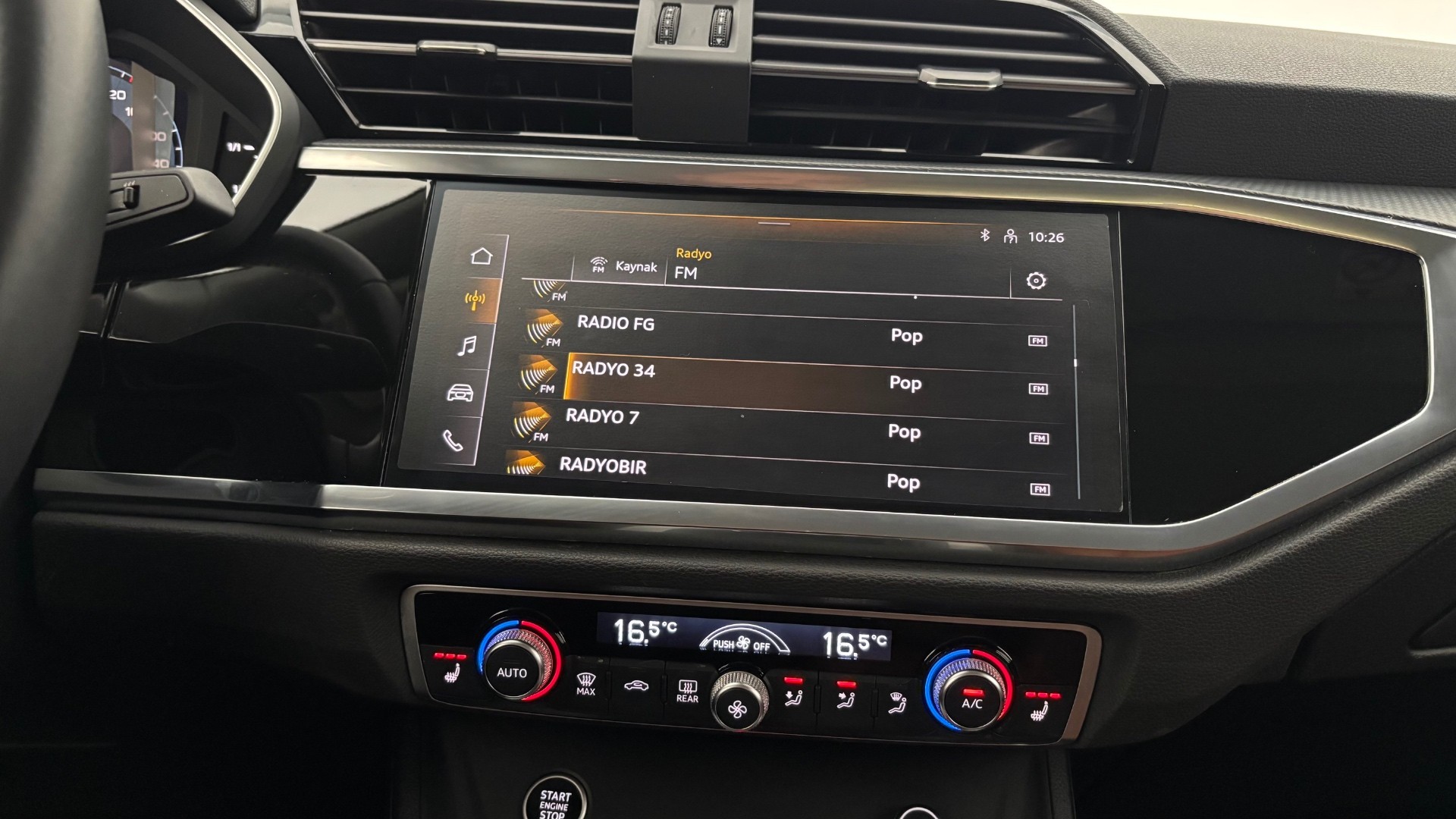AUDI Q3 24