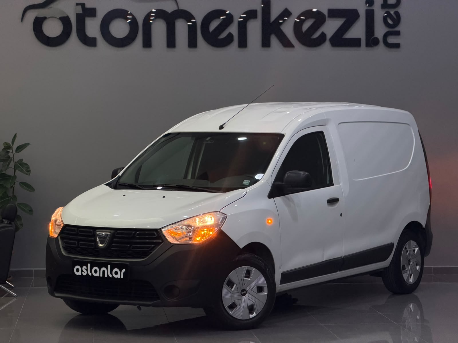DACIA DOKKER 4