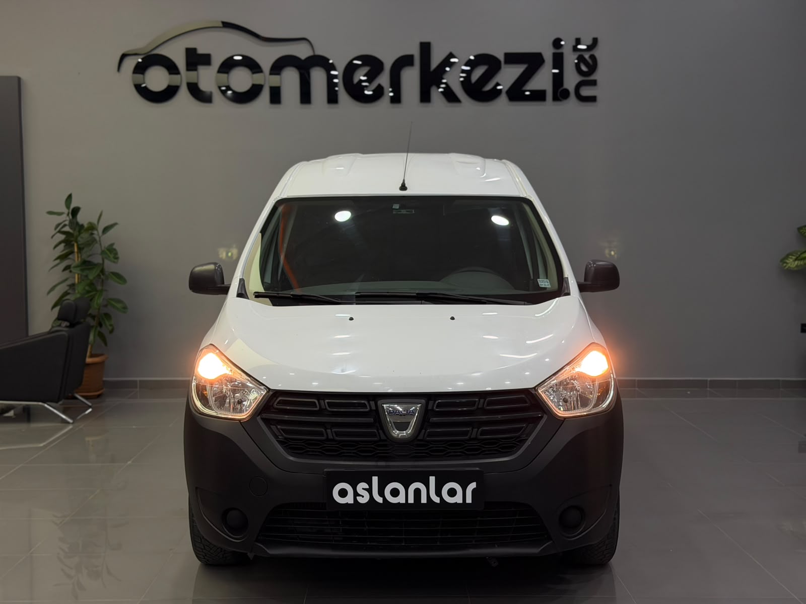 DACIA DOKKER 5