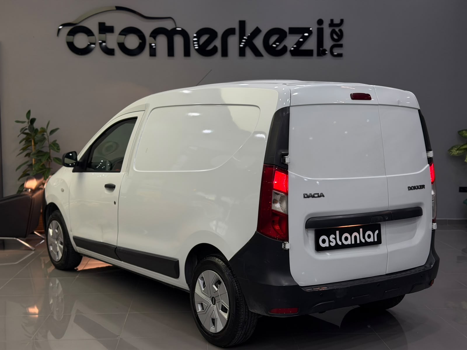 DACIA DOKKER 15