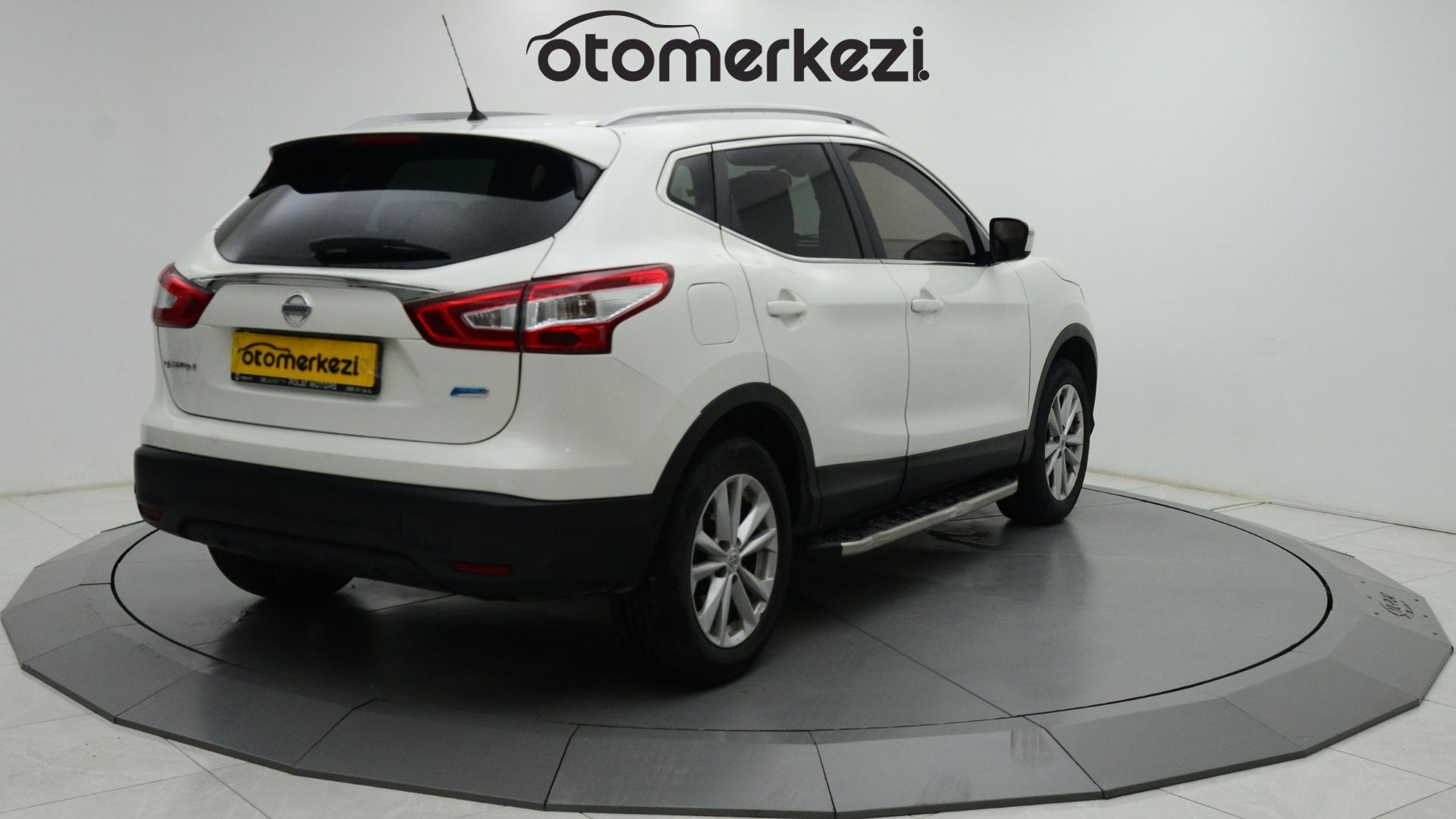 NISSAN QASHQAI 7